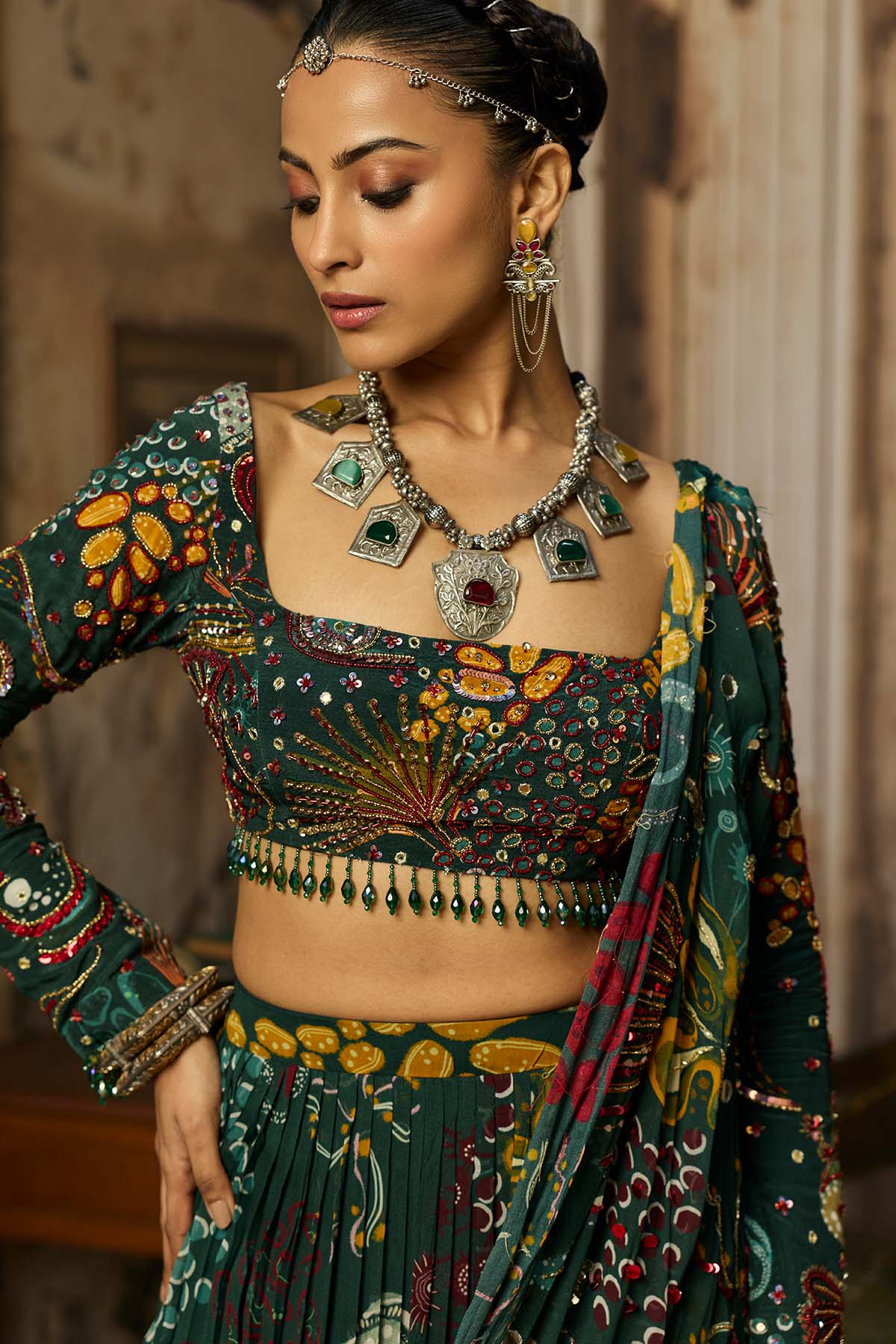 DARK GREEN PRINTED AND HIGHLIGHTED TIERED SKIRT SAREE SET