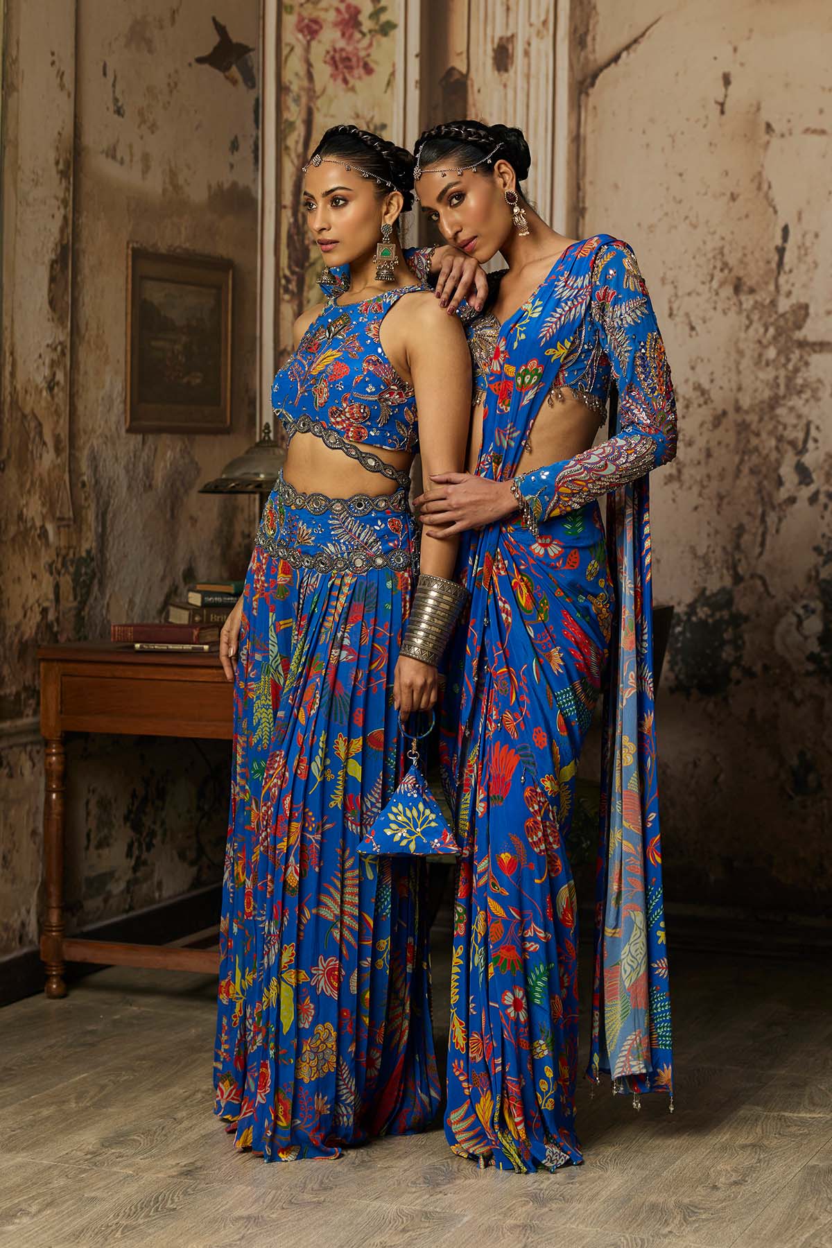 ELECTRIC BLUE PRINTED AND HIGHLIGHTED SHARARA SET