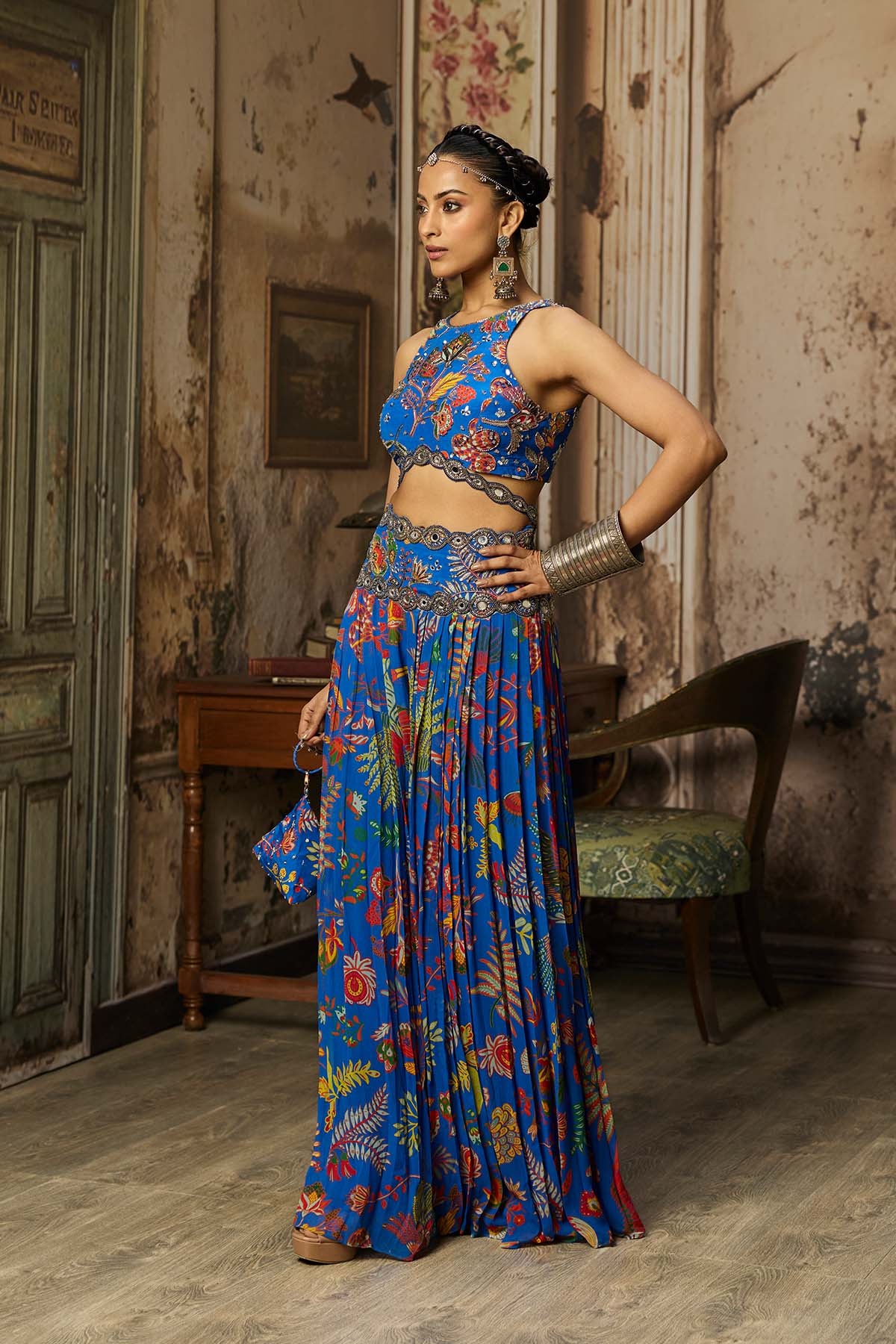 ELECTRIC BLUE PRINTED AND HIGHLIGHTED SHARARA SET