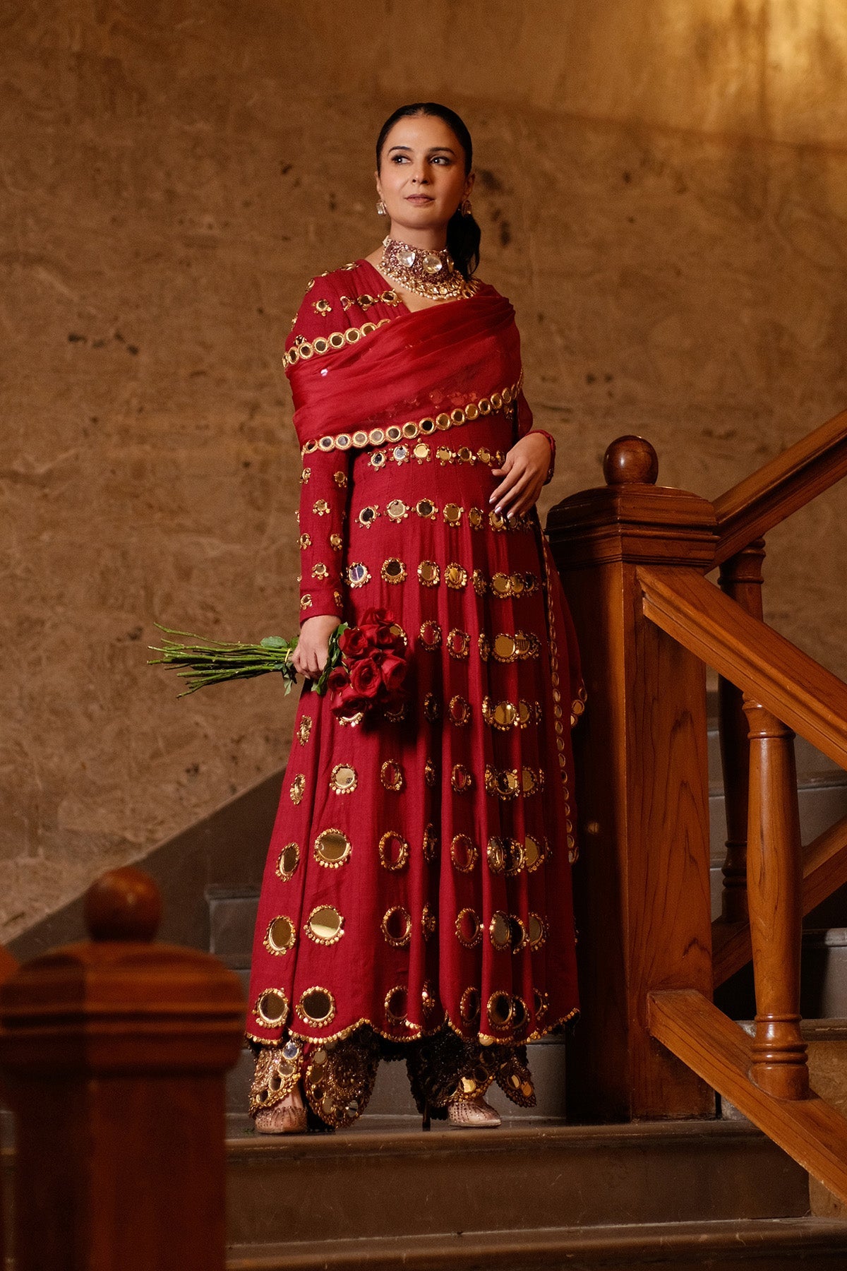 Divya Kapoor Gurwara in Inara Anarkali