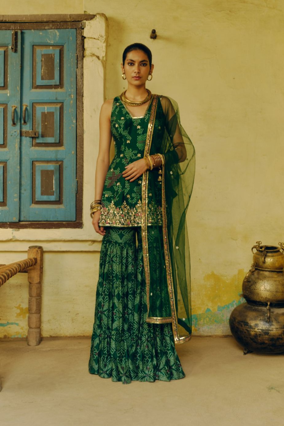 Drishti & zahabia Emerald Green Sharara Set 16 / Regular