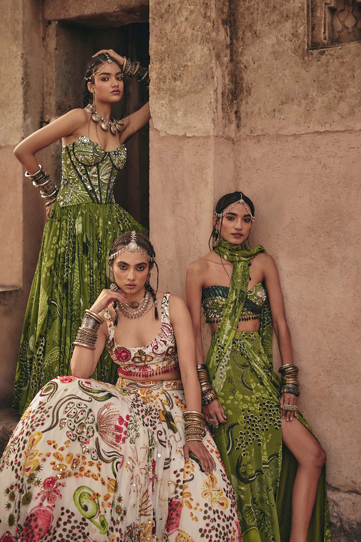 PEAR GREEN PRINT AND HIGHLIGHTED CORSET GOWN