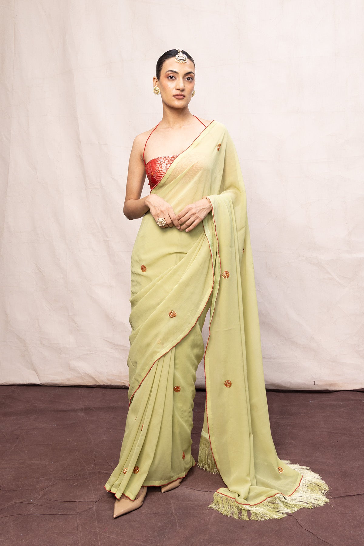 Handwoven Pistachio Green Georgette Embroidered Saree