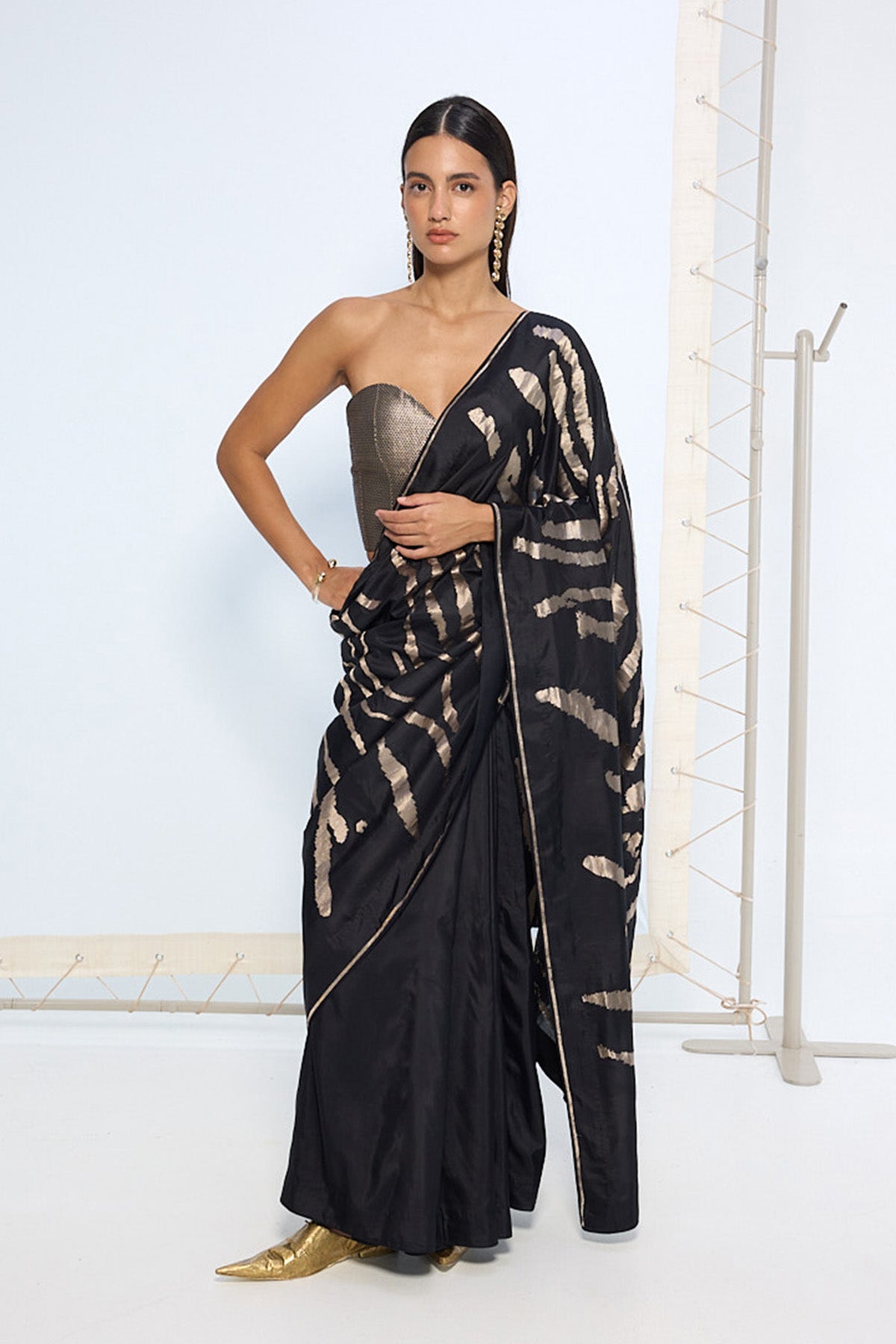 Handwoven Noir and Silver Silk Saree