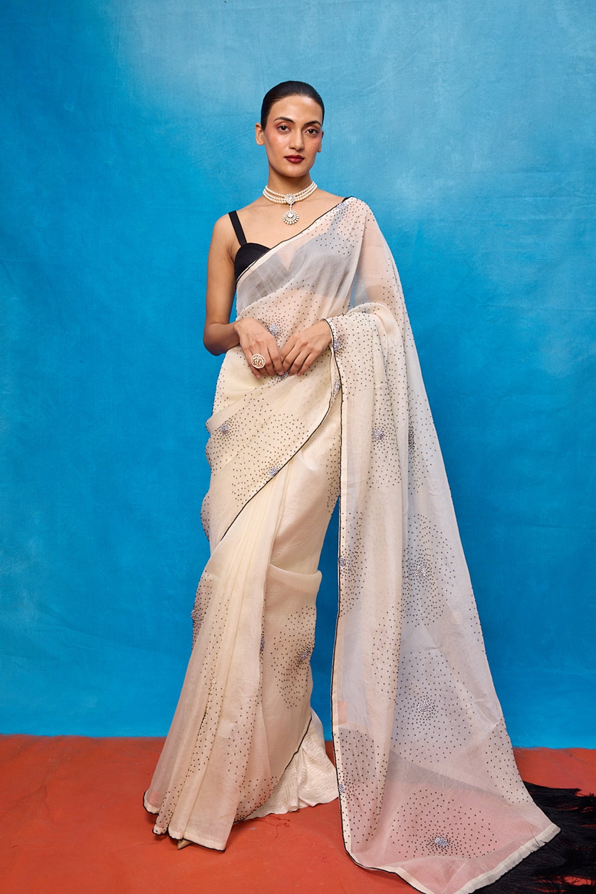 Handwoven Off-white Kora Banarasi Saree