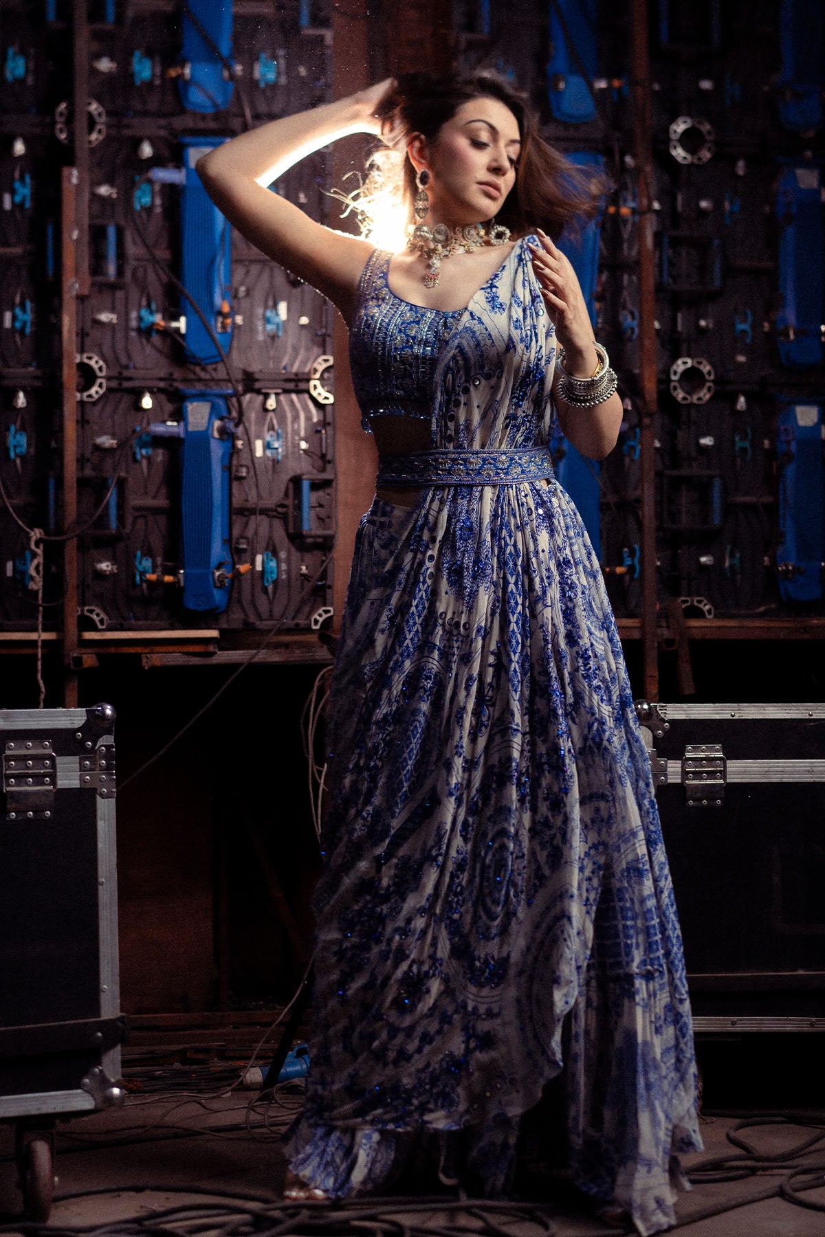 Hansika Motwani in Blue Thikri Print & Highlighted Saree Set