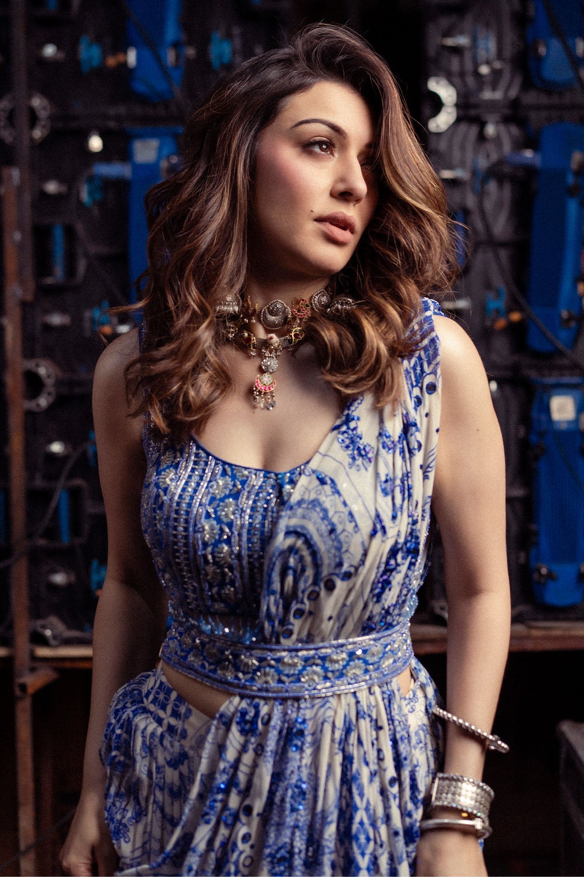 Hansika Motwani in Blue Thikri Print & Highlighted Saree Set