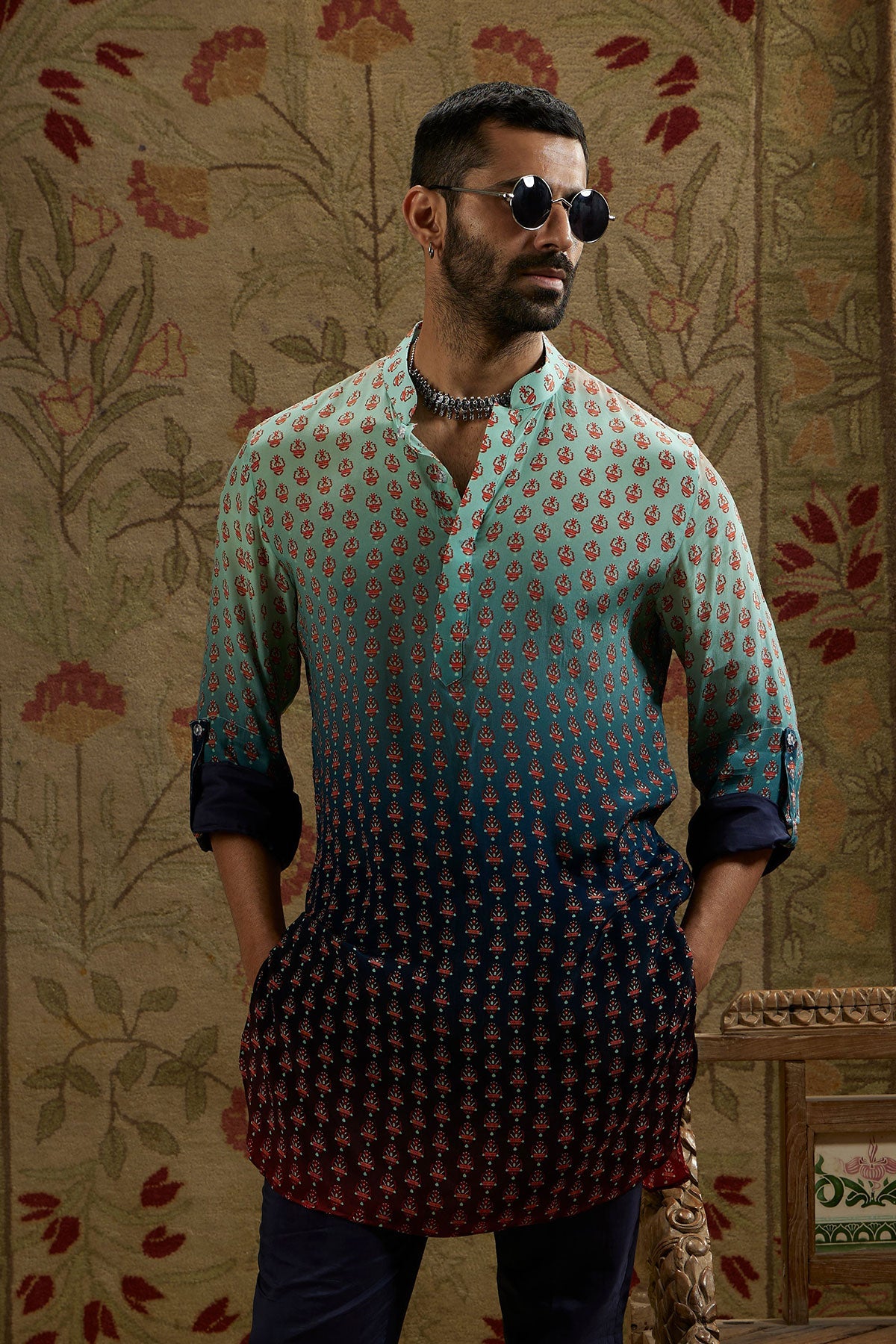 BLUE RED OMBRE BUTTI PRINT ROLLED UP SLEEVES