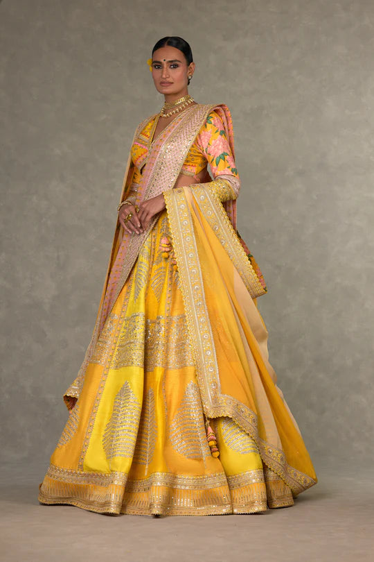 Yellow Sorbet Paan-Patti Lehenga With One Dupatta