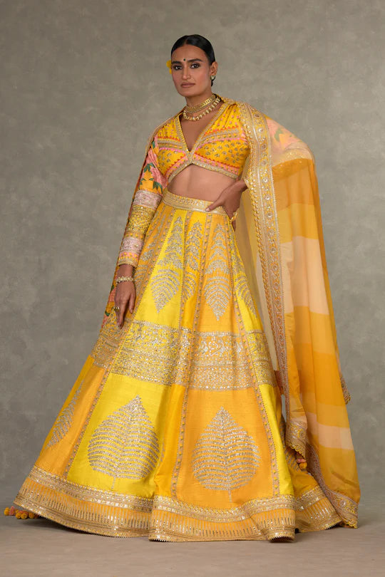 Yellow Sorbet Paan-Patti Lehenga With One Dupatta