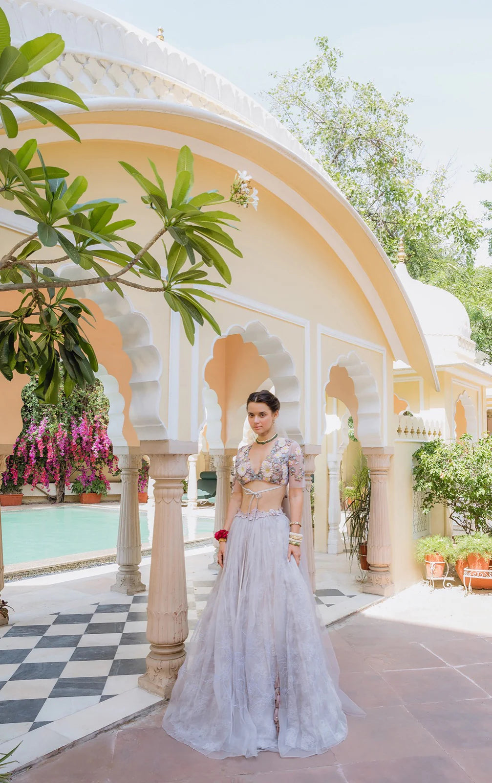 FIELDS OF LILAC SOME BIG DAISIES
