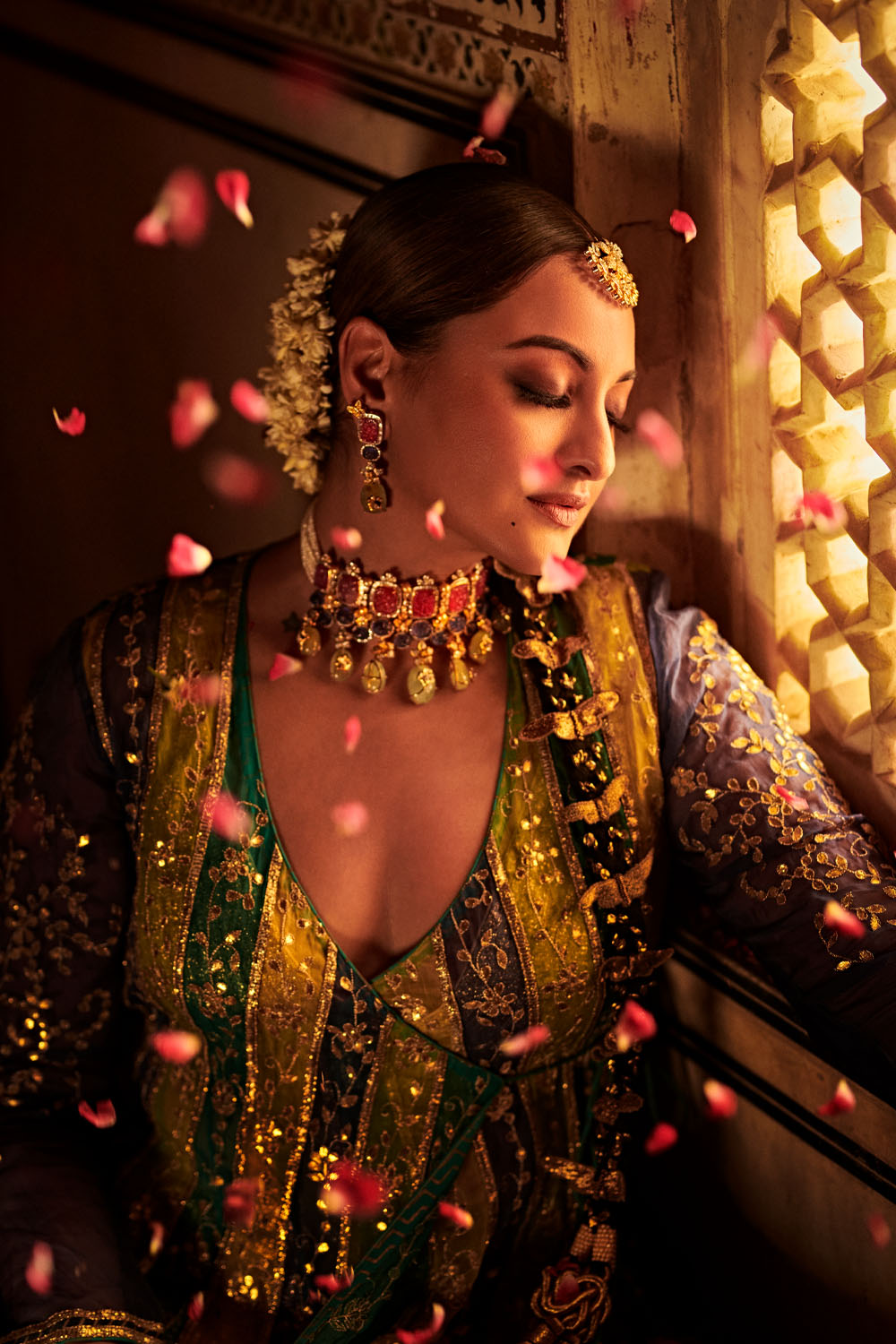 Sonakshi Sinha in Masakali Kaftan