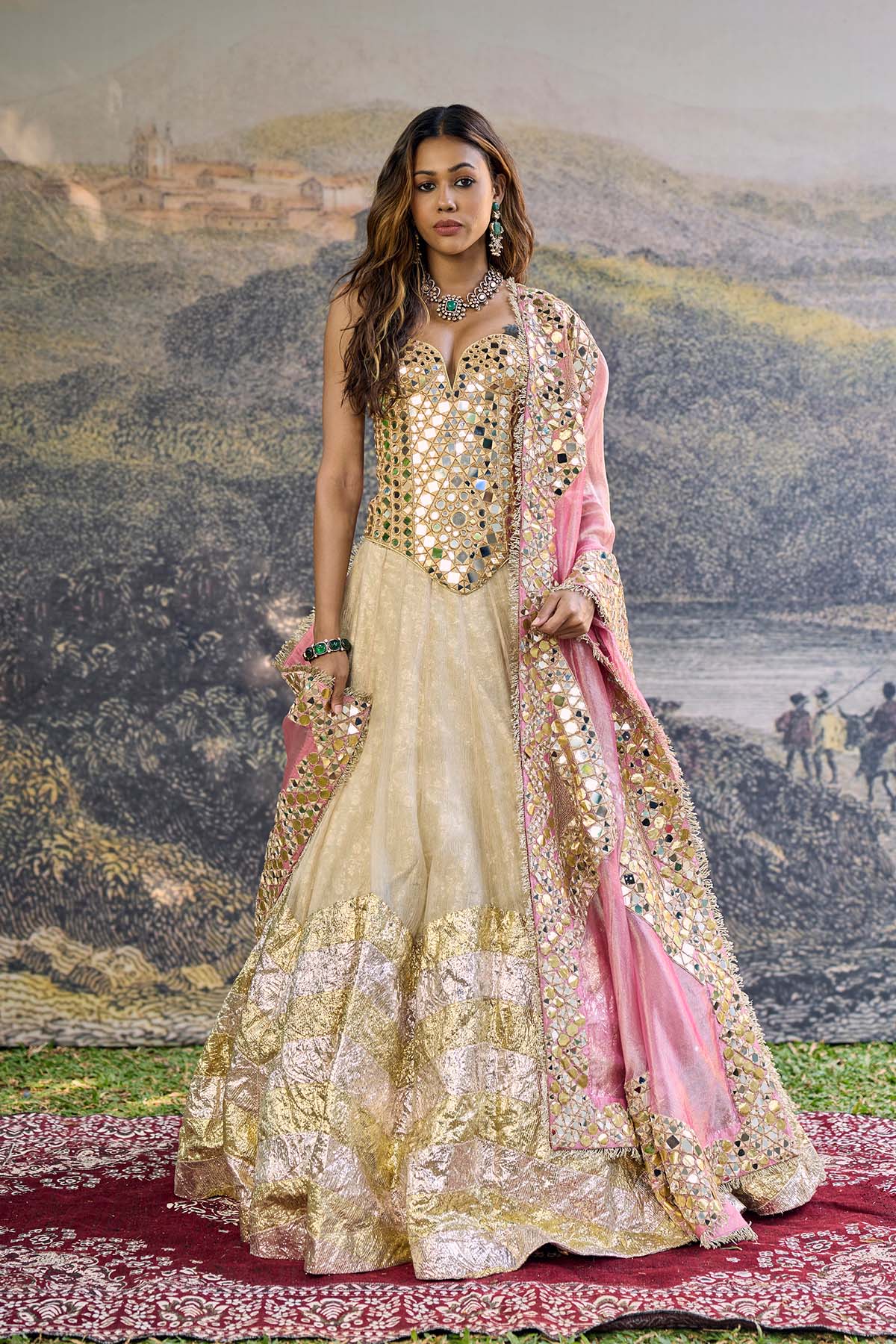 Sunehri Roshan Mirror Lehenga Set