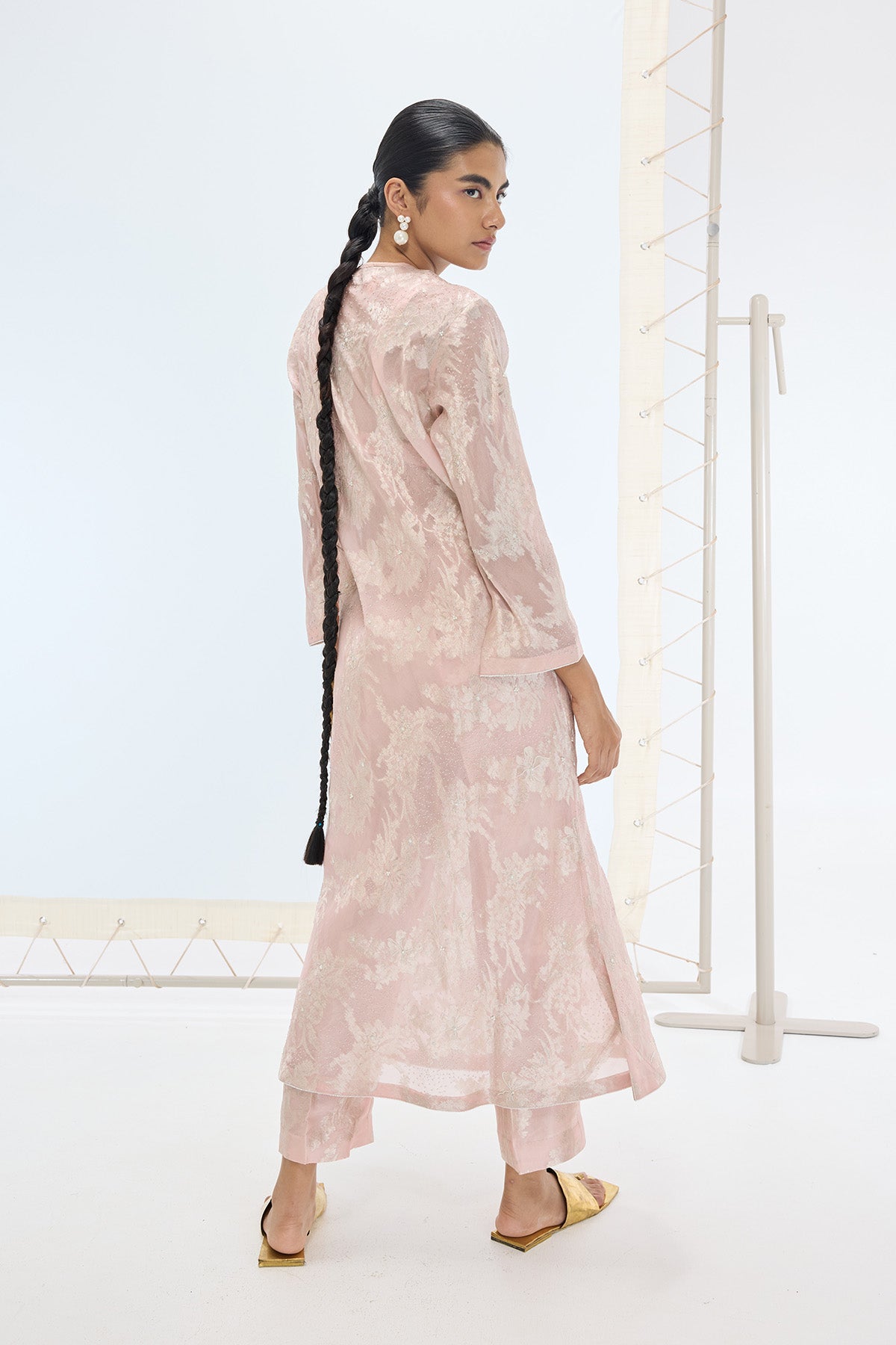 The Diana Kurta Set in Peach