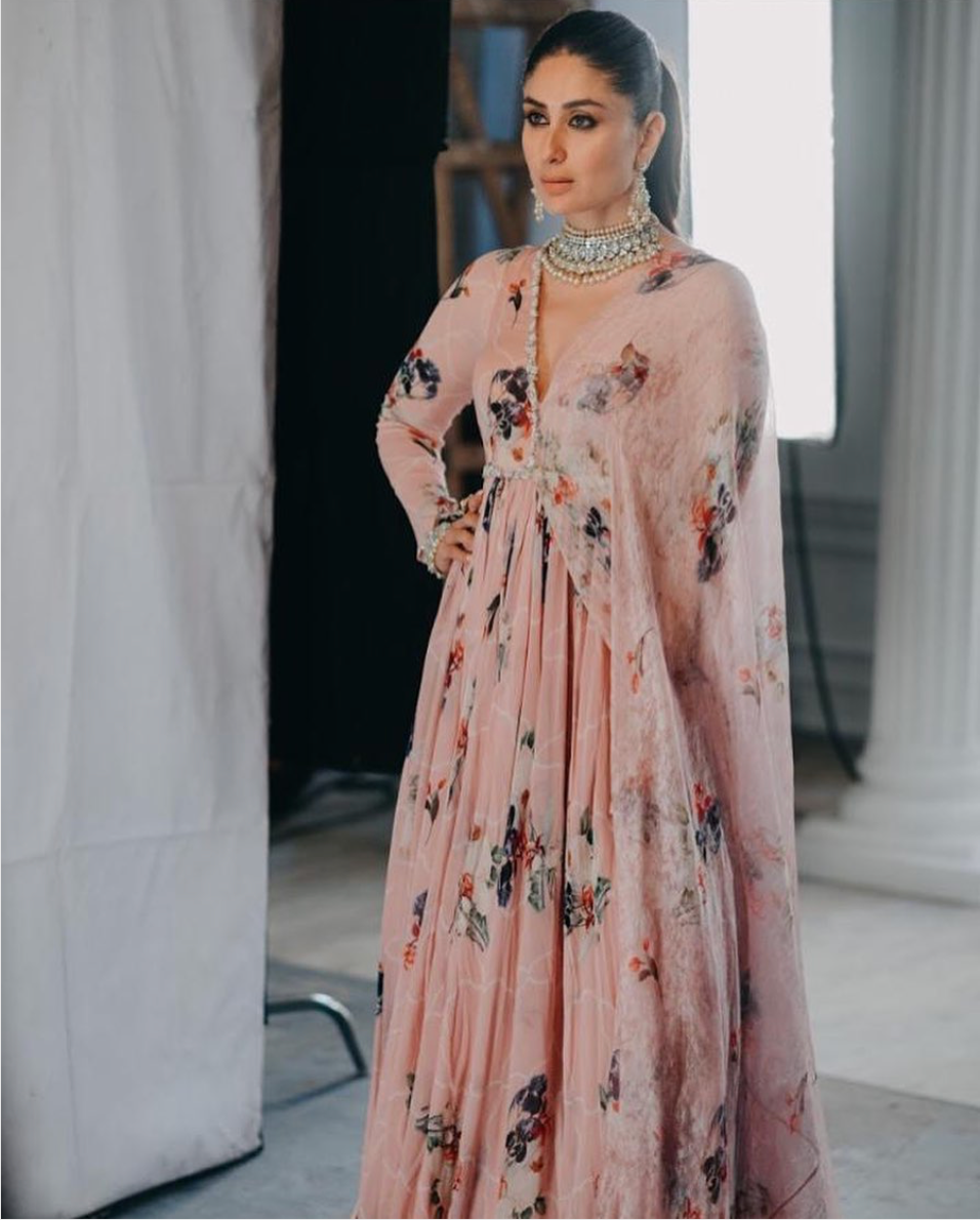 Kareena Kapoor in One Side Organza Printed Drape Anarkali