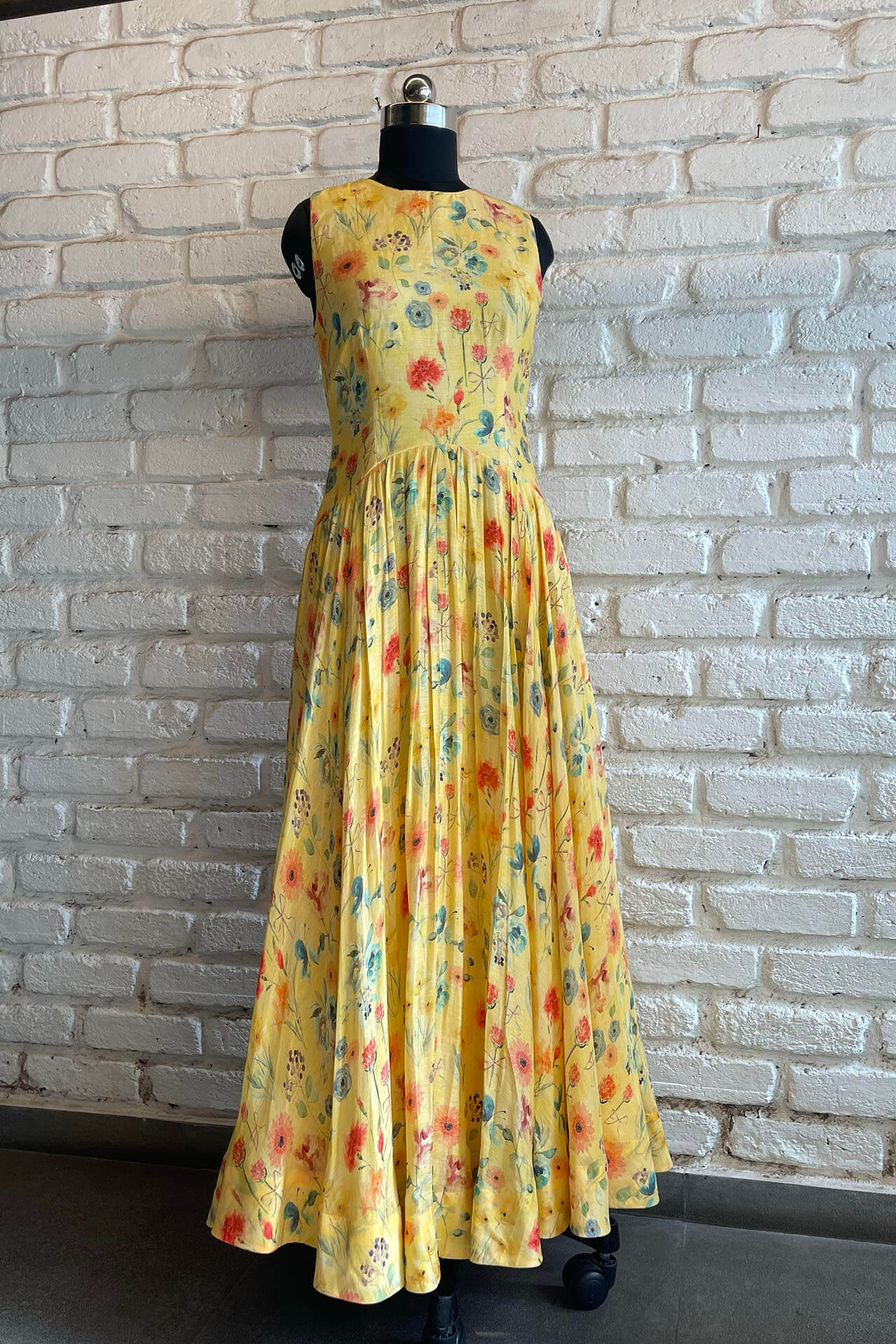 Floral Waistdrop Maxi Dress