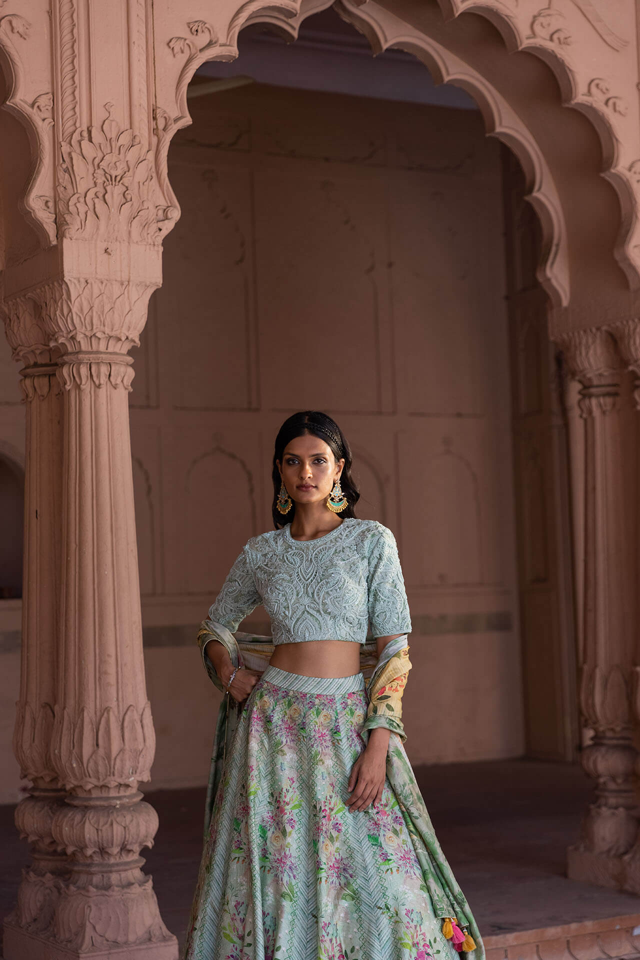 Akina Lehenga