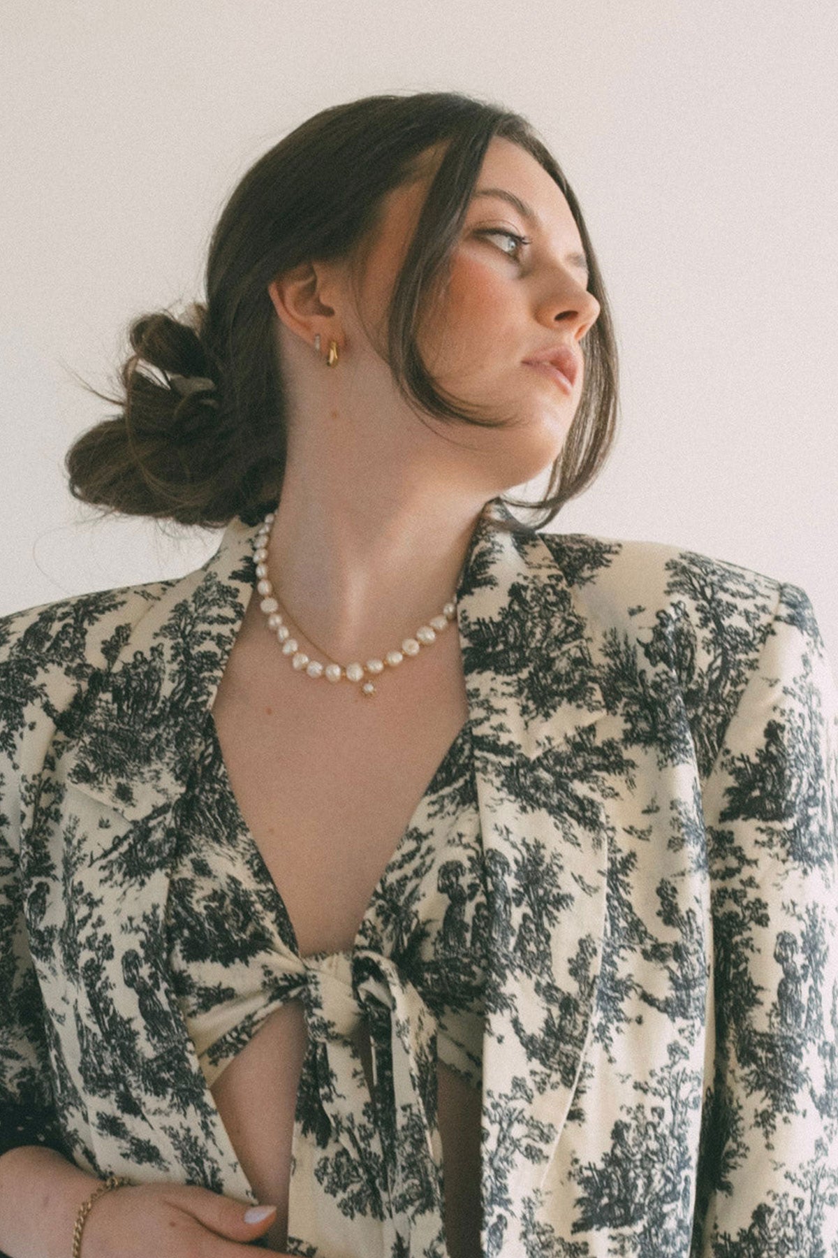 L'amour Tie-up Crop Top