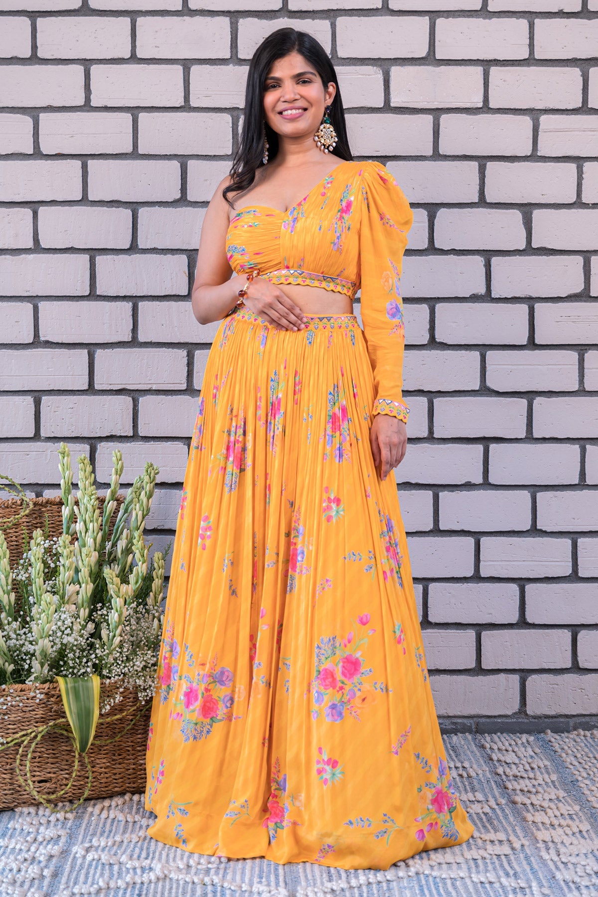 SARA GEORGETTE ONE SHOULDER SET