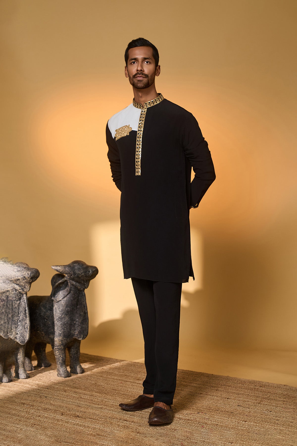 Black & White Turtle Tale Kurta Set