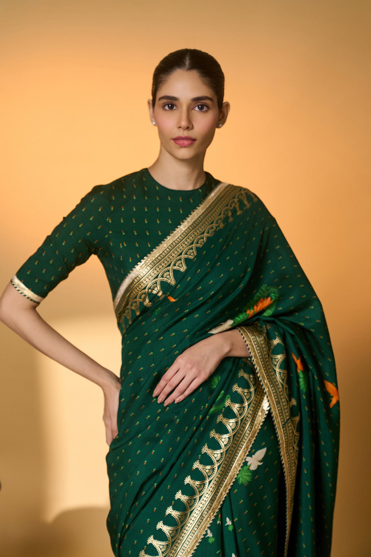 Green Trpoical Amber Arches Saree