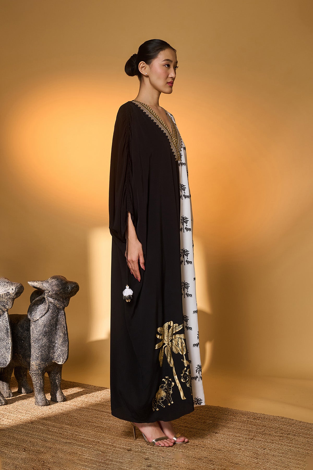 Black & White Tropical Nandi Kaftan