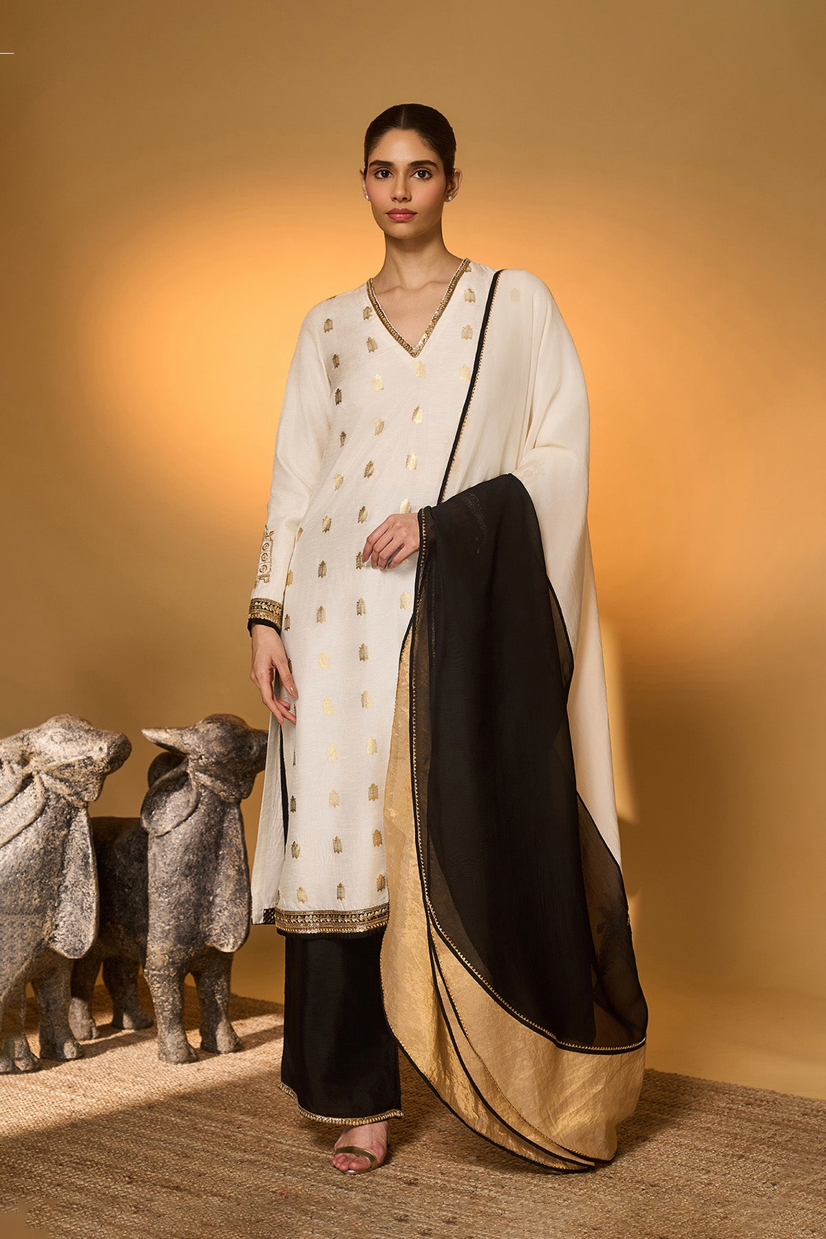 Ivory Turtle Tale Kurta Set