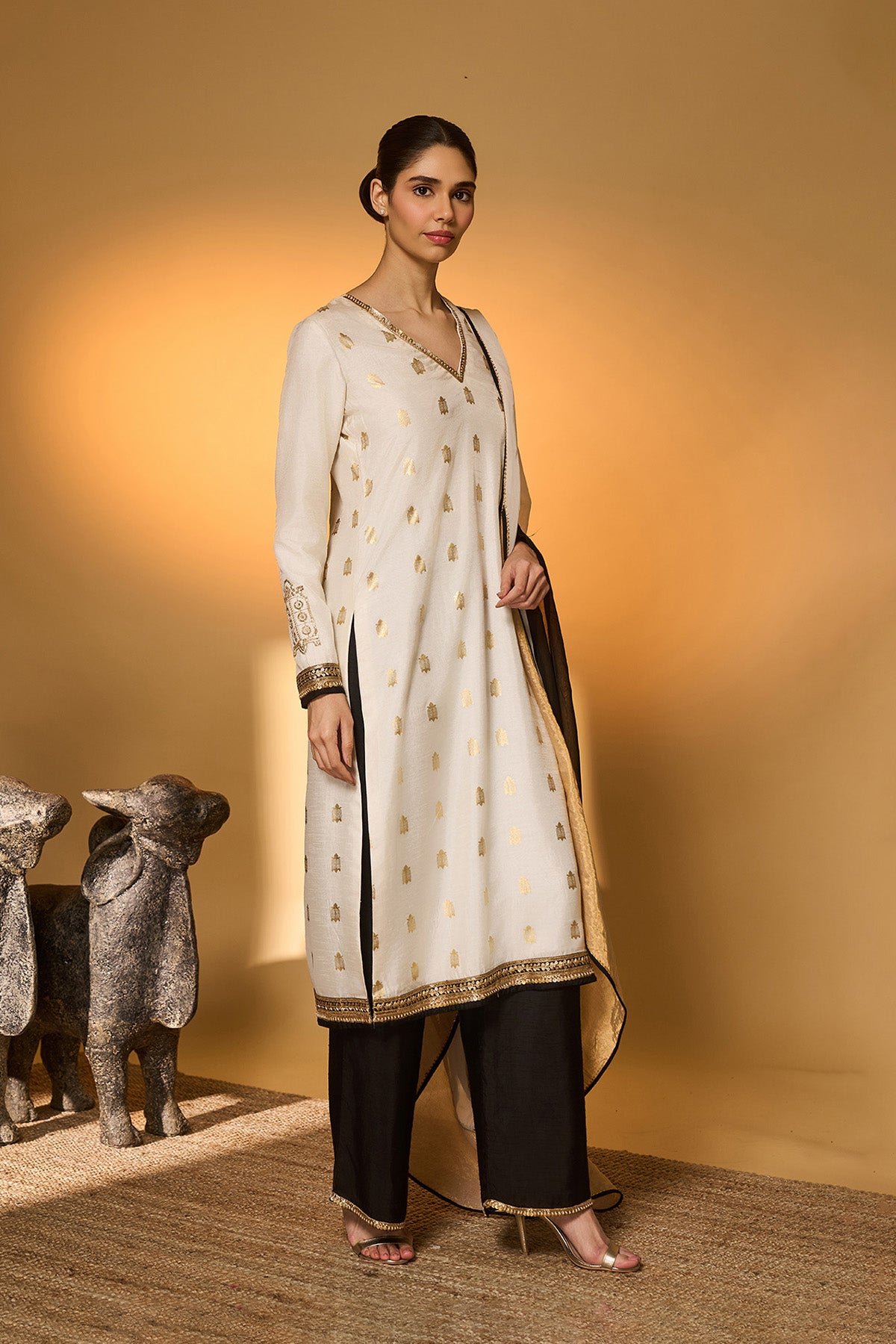 Ivory Turtle Tale Kurta Set