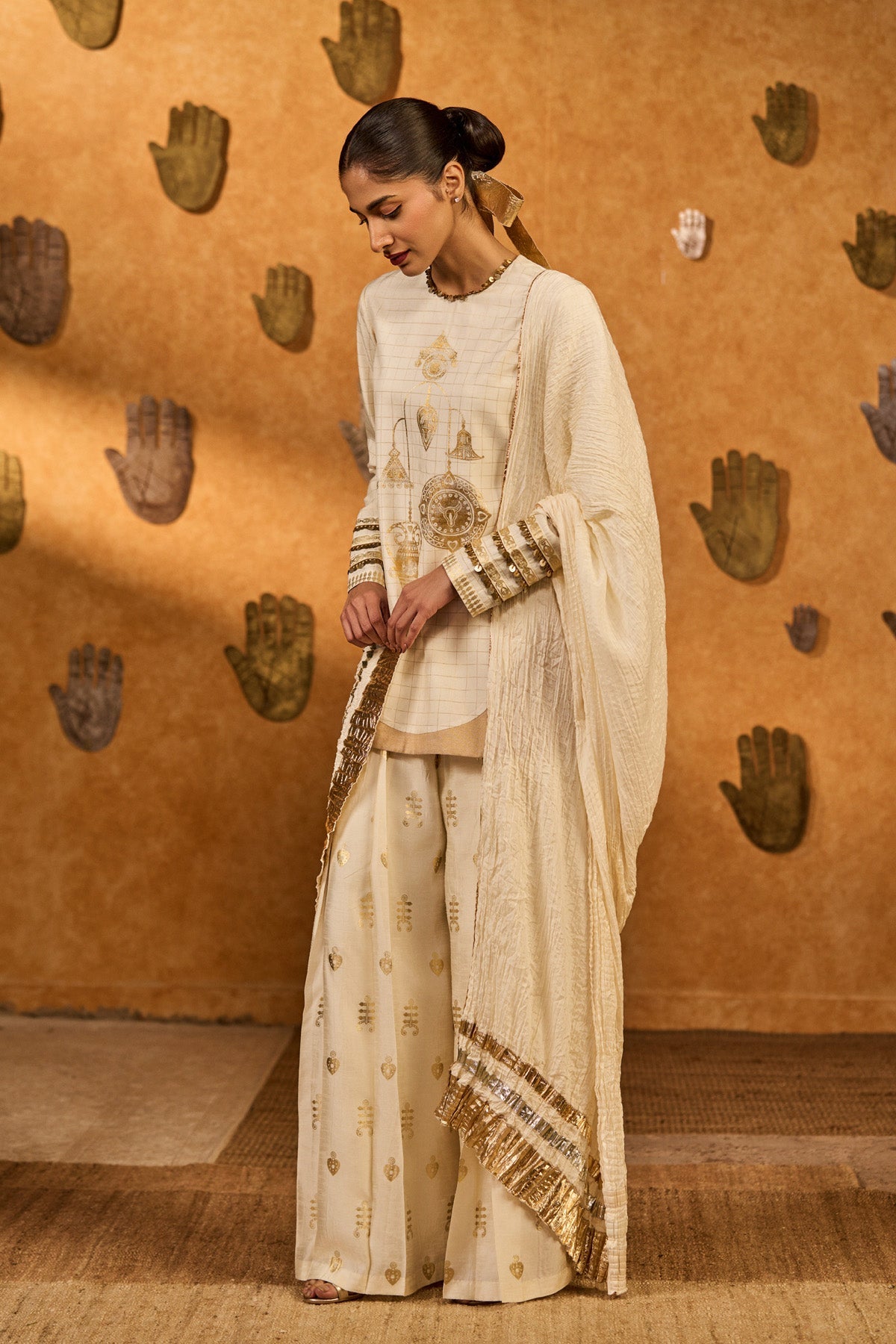 Ivory Trinklet Tree Set