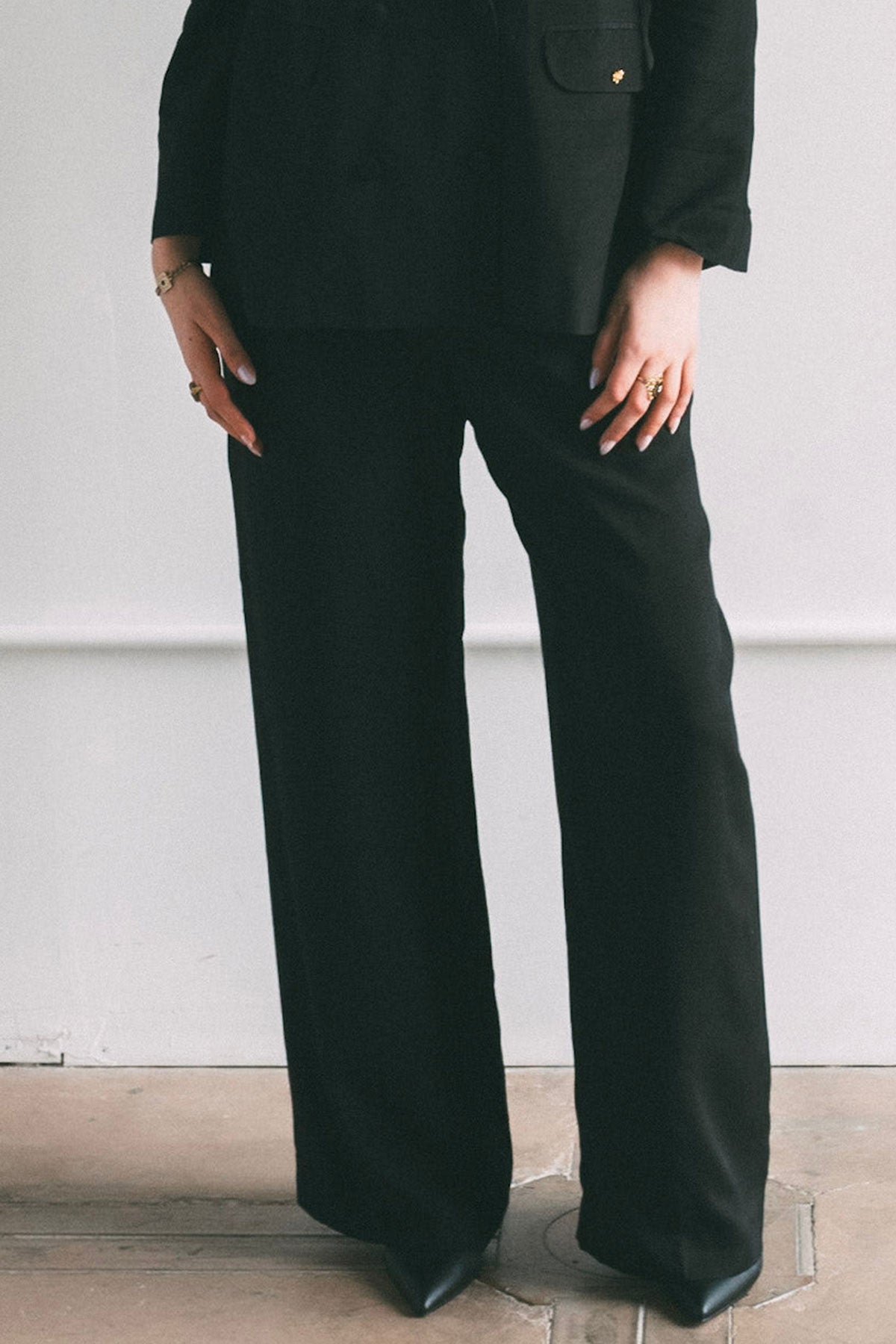 Noir Trousers