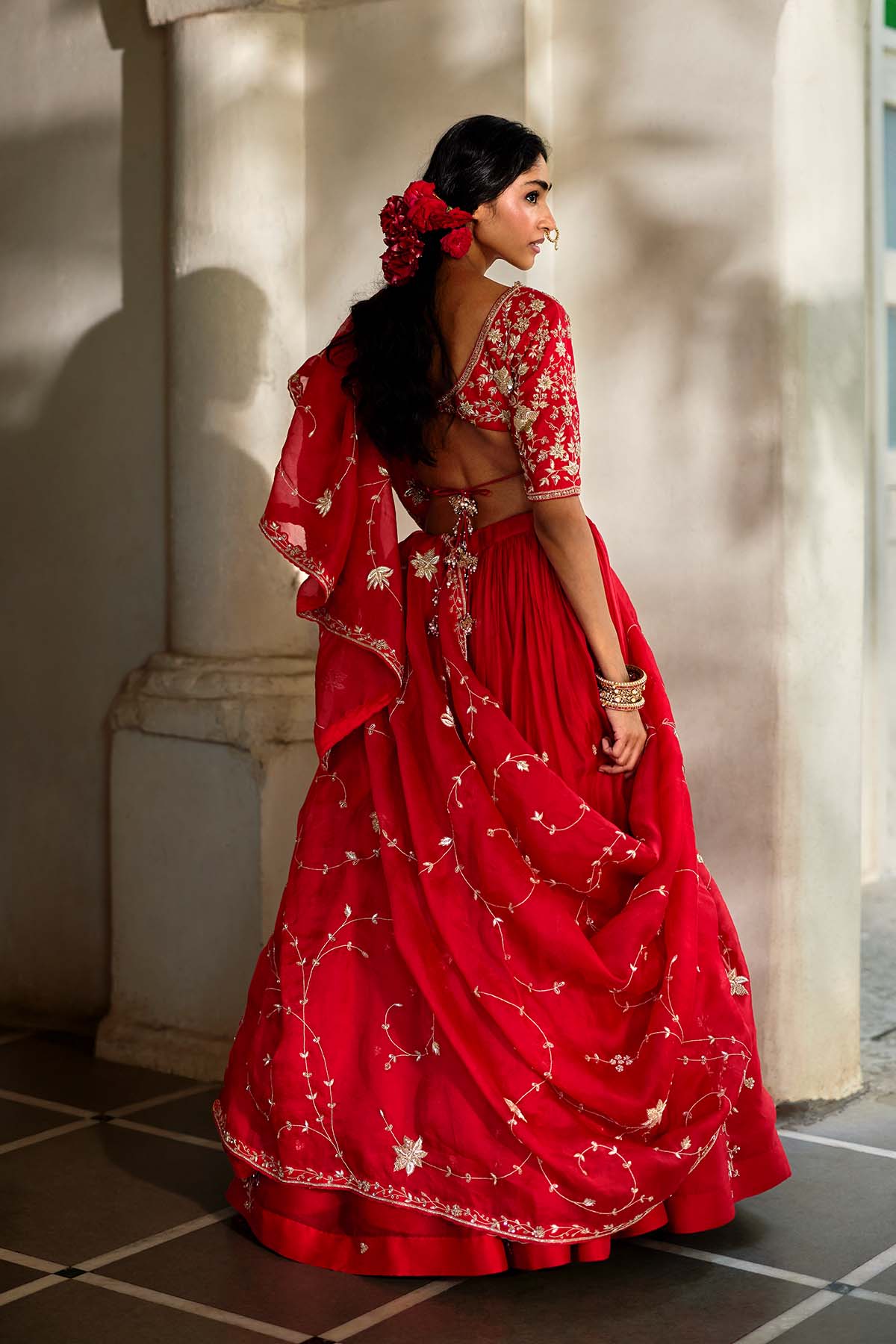 MAHI LEHENGA SET