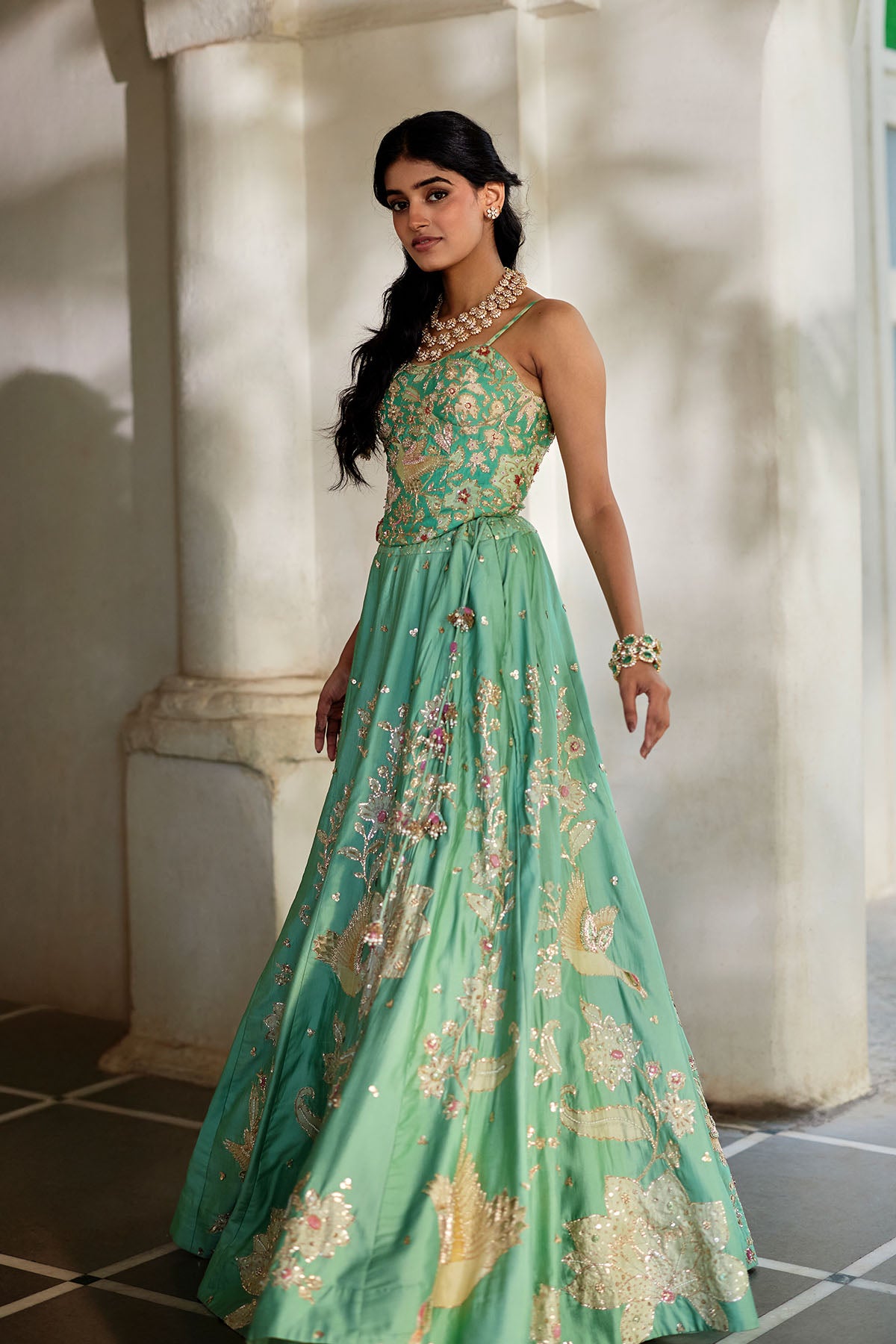 HELI LEHENGA SET