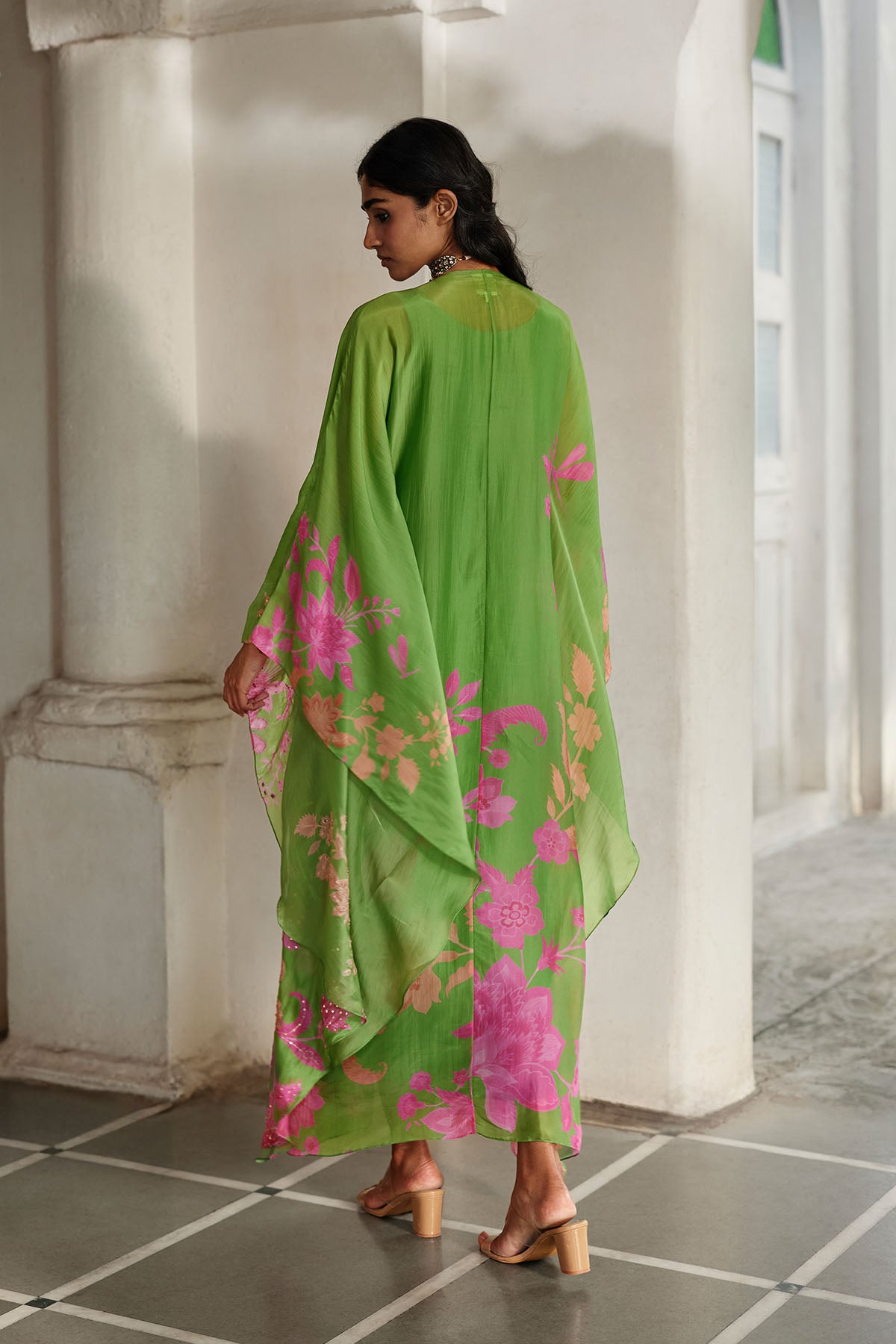 RAYE KAFTAN