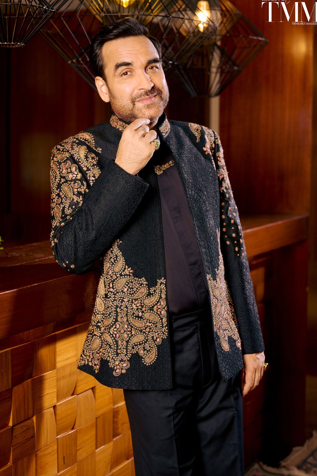 Kaashnoir Jacket, Shirt & Pant Set