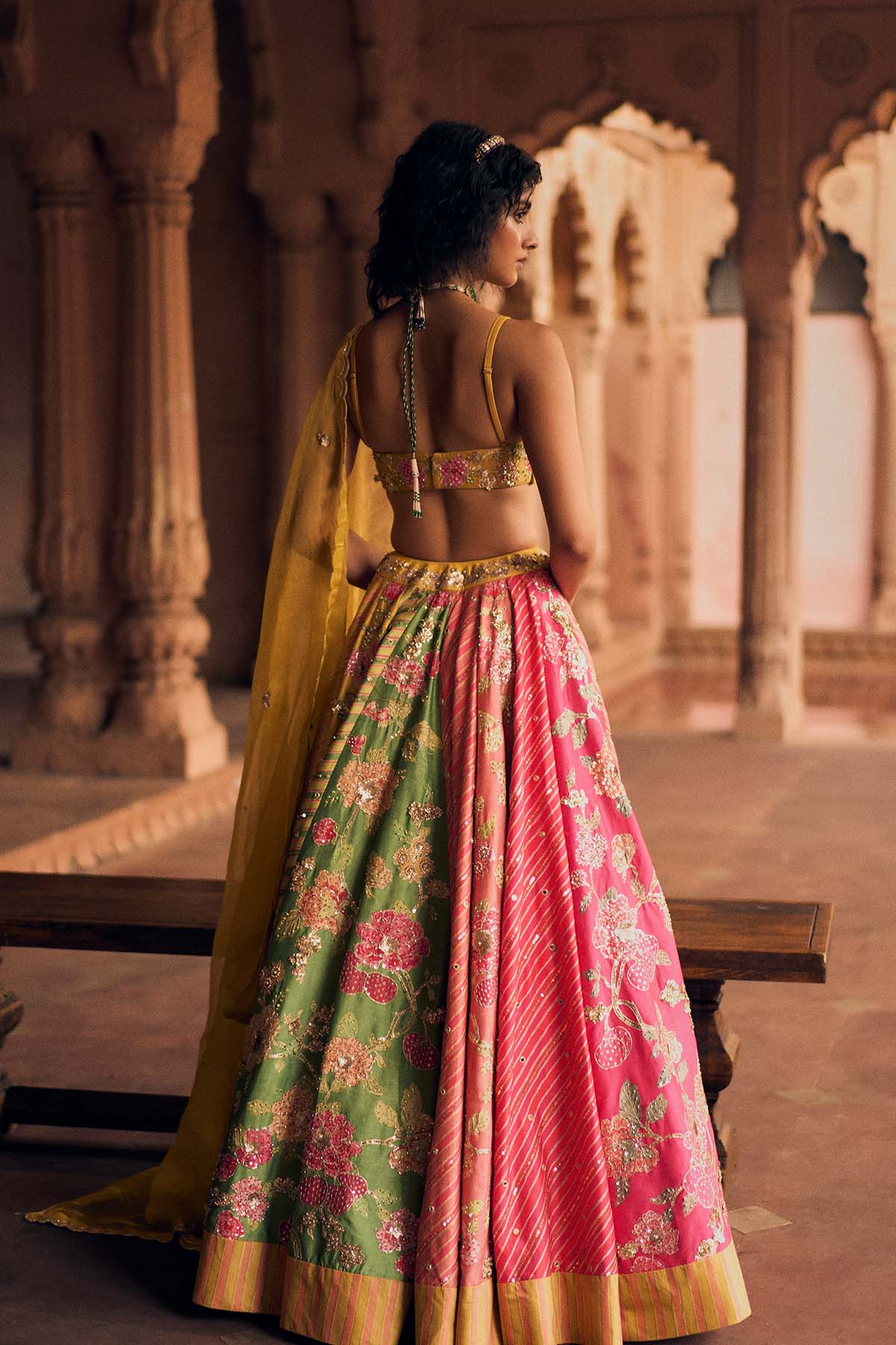 BHAKTHI LEHENGA SET