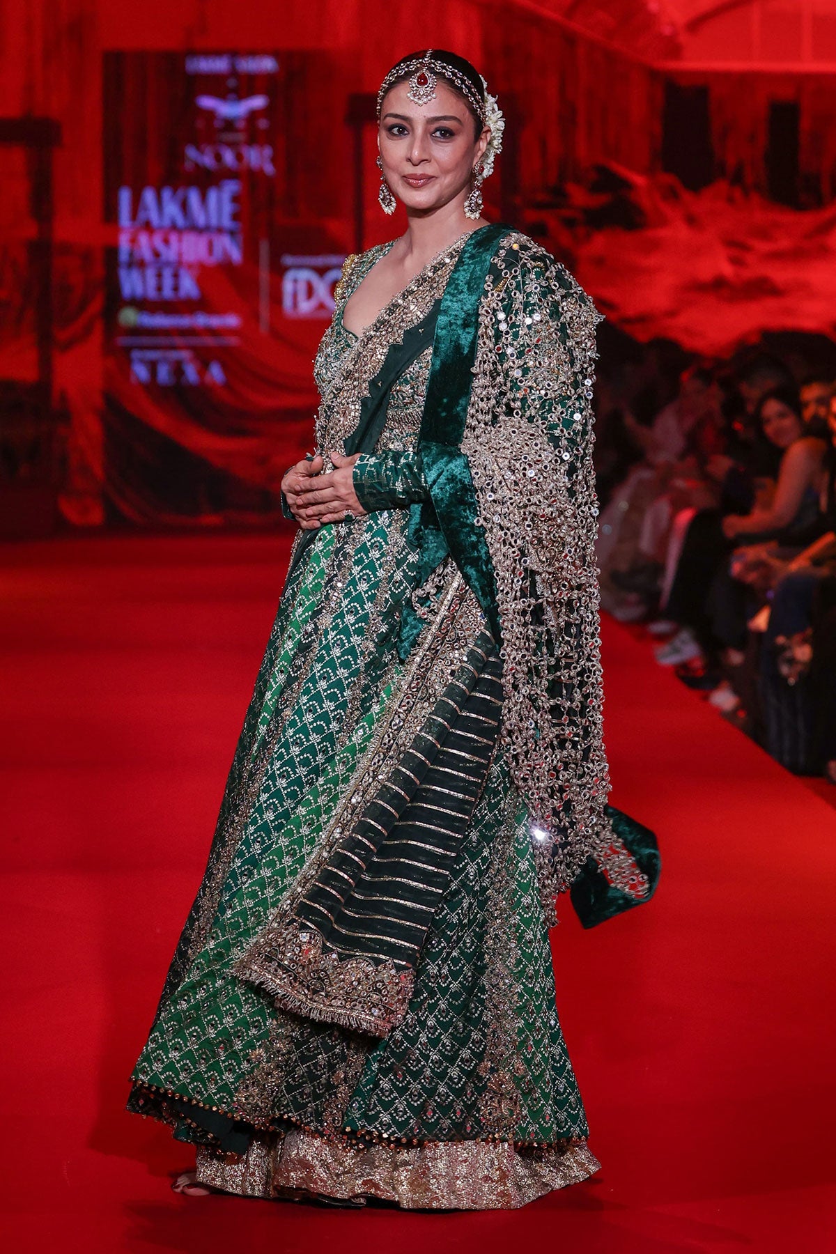 Vaidurya Anarkali Set