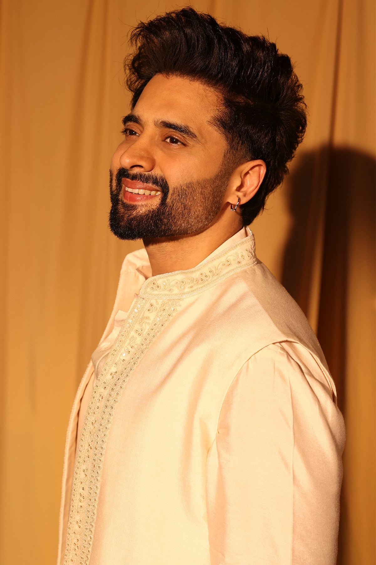 Jackky Bhagnani in Mehez Kurta Bandi Set