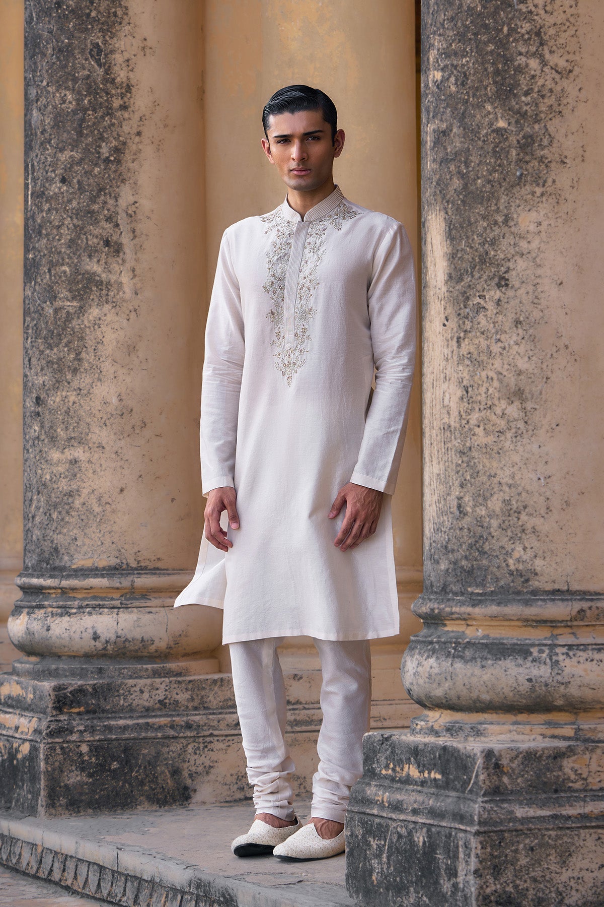Razaa Kurta Set