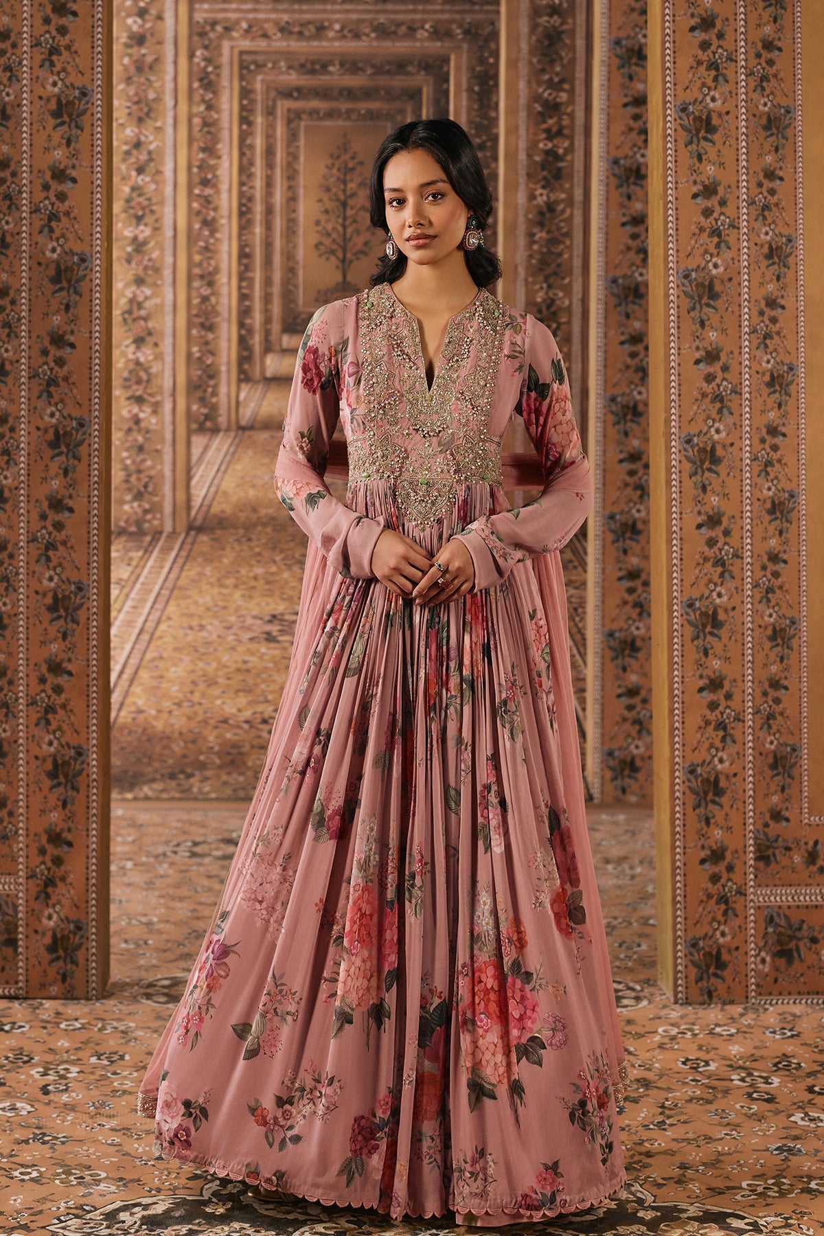 Nisbat Anarkali Set