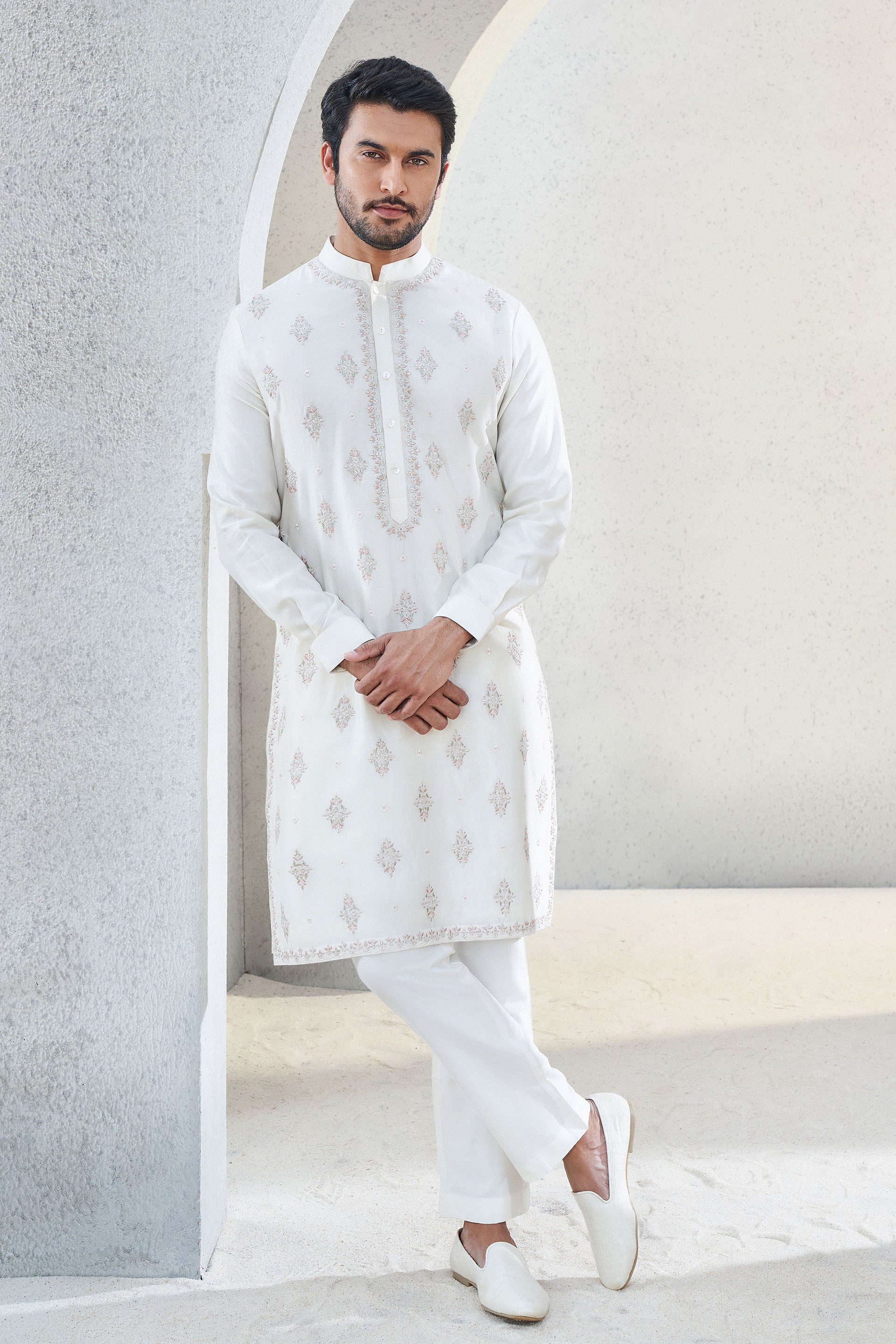 ANVIT KURTA - OFF WHITE