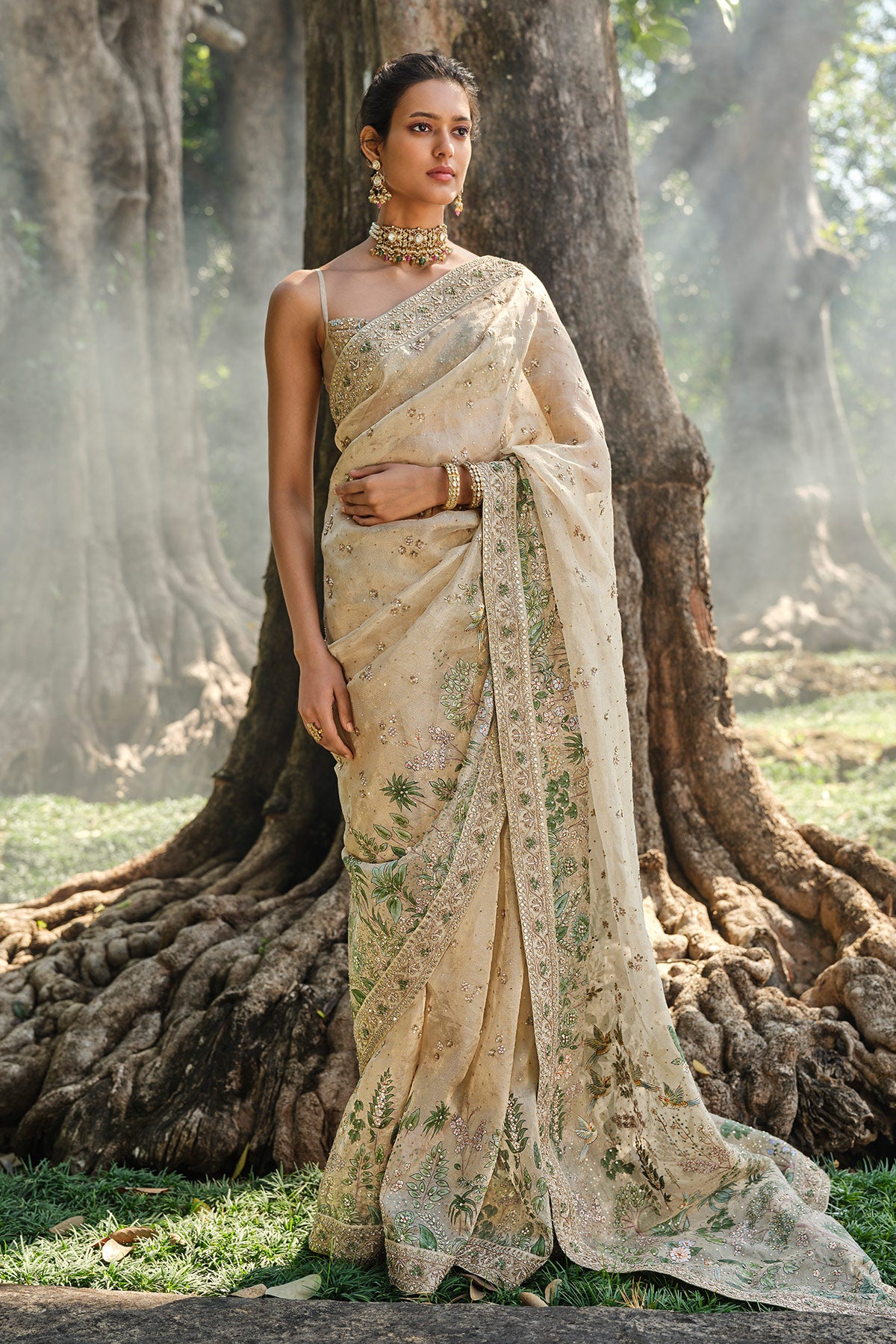 Niamh Hand-Painted Pichhwai Silk Saree - Gold