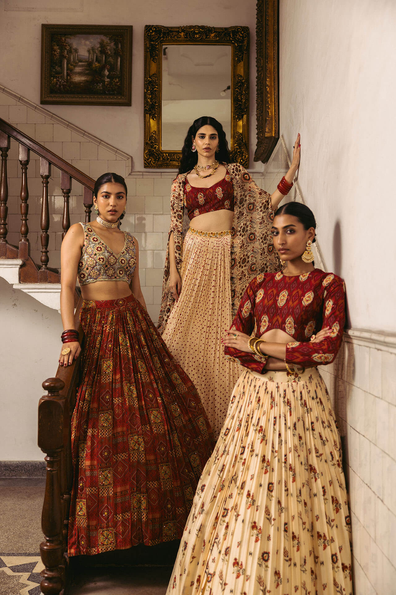 Shaahee Bandhani Skirt cape set