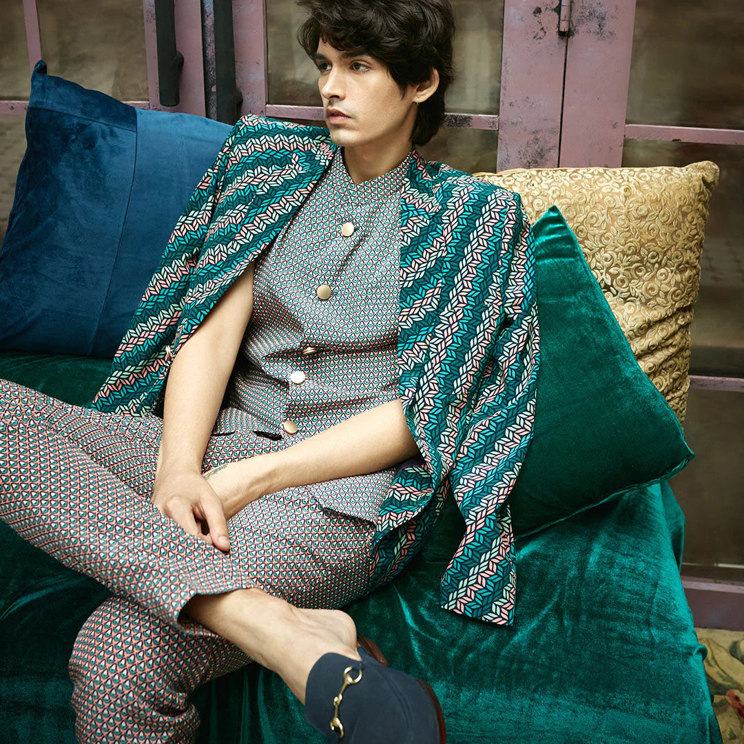 BLUE LEAF PRINTED BLAZER JACKET BEIGE BUTTI PRINT BUNDI AND PANTS