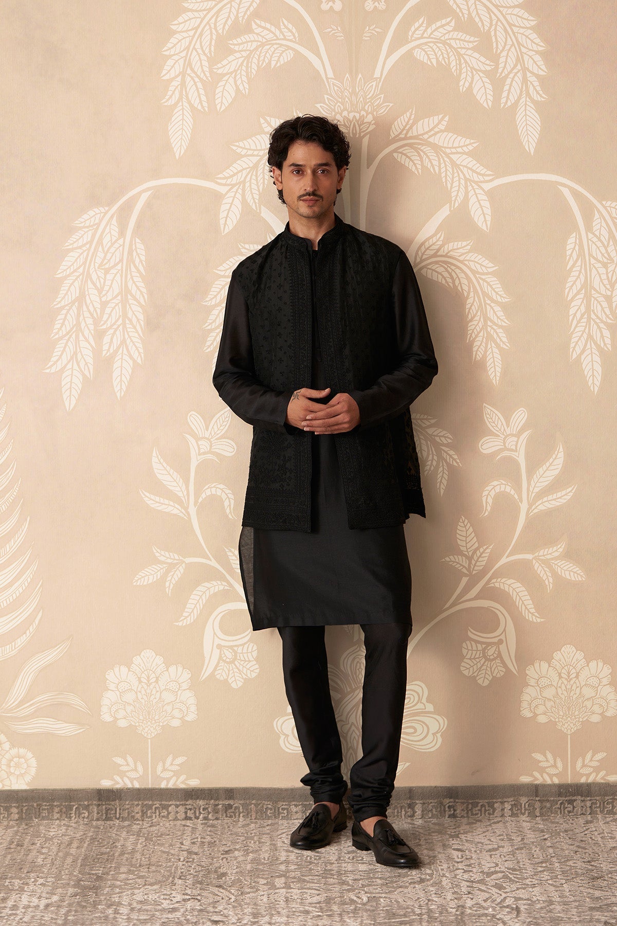 Sabr
KURTA BANDI SET