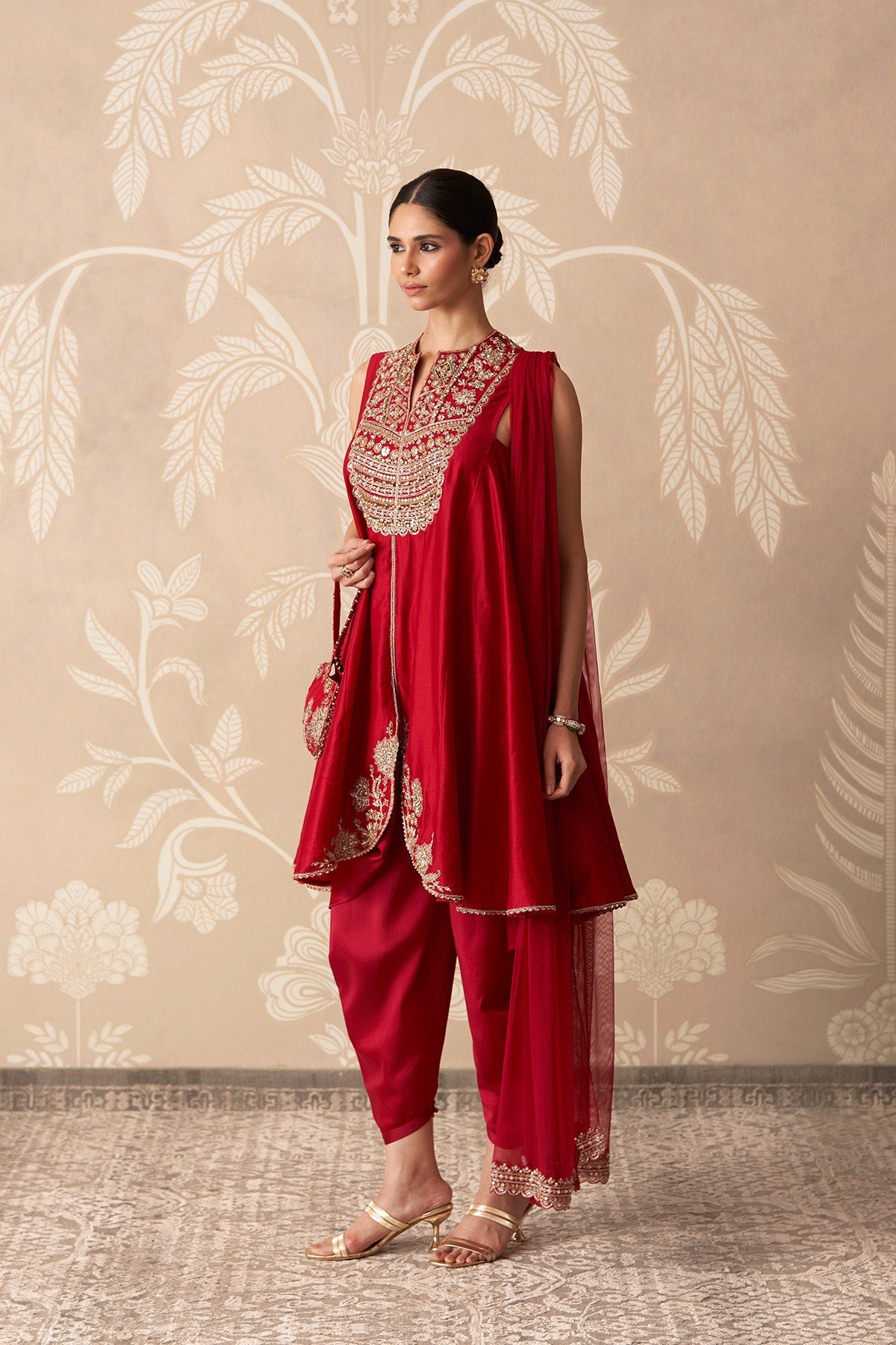 Ishq Kurta
Salwar Set