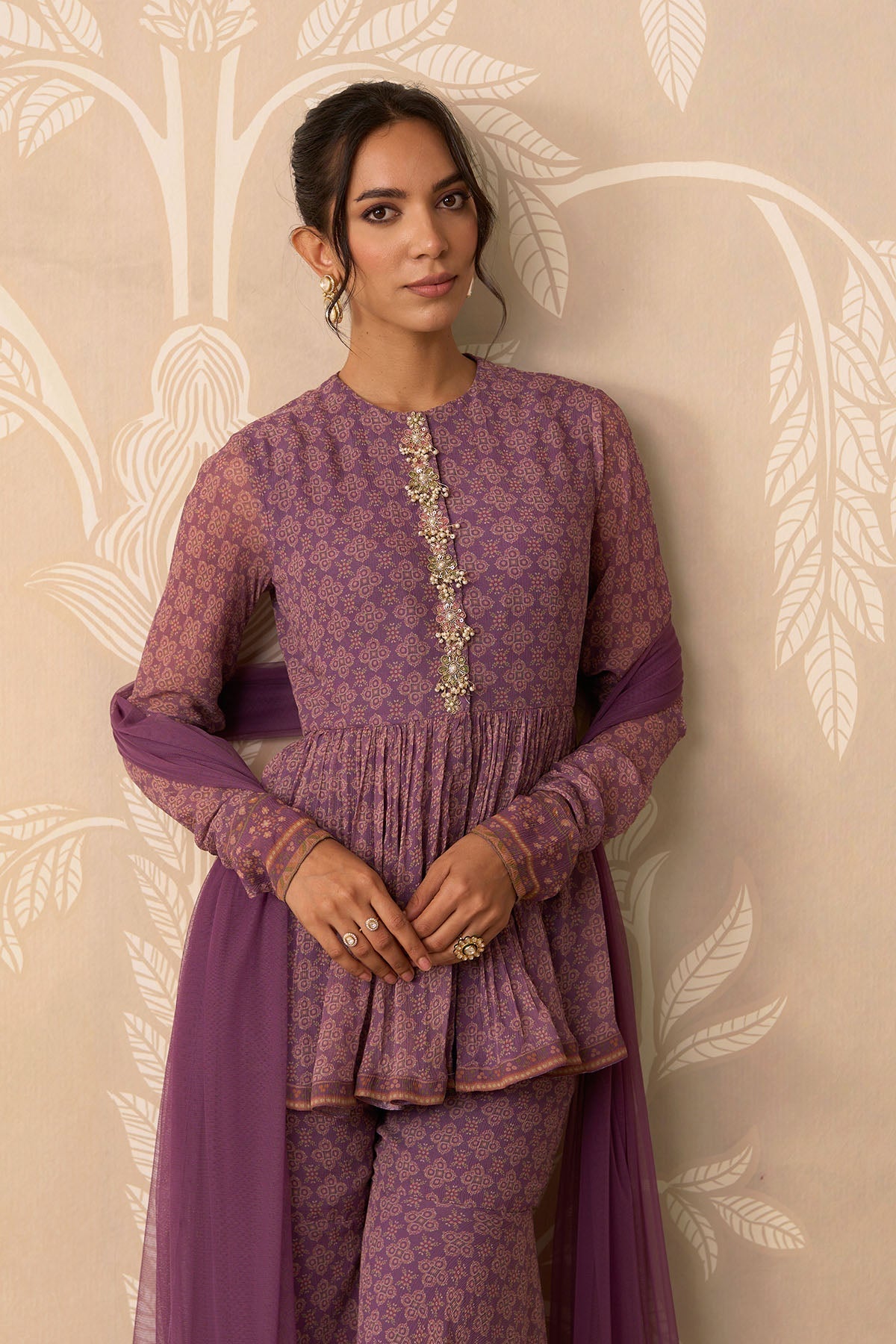 Izhaar Peplim
Garara Set