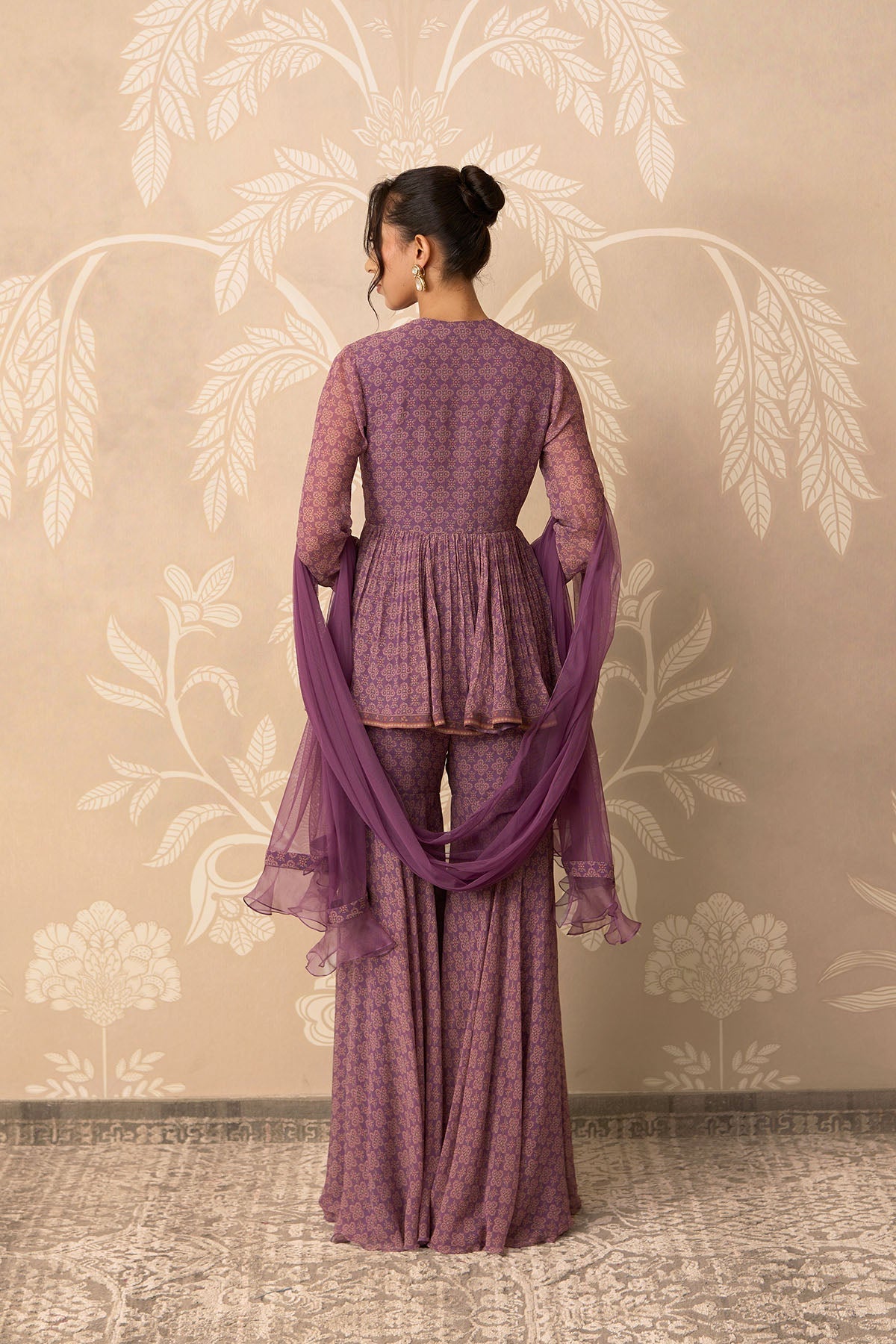 Izhaar Peplim
Garara Set