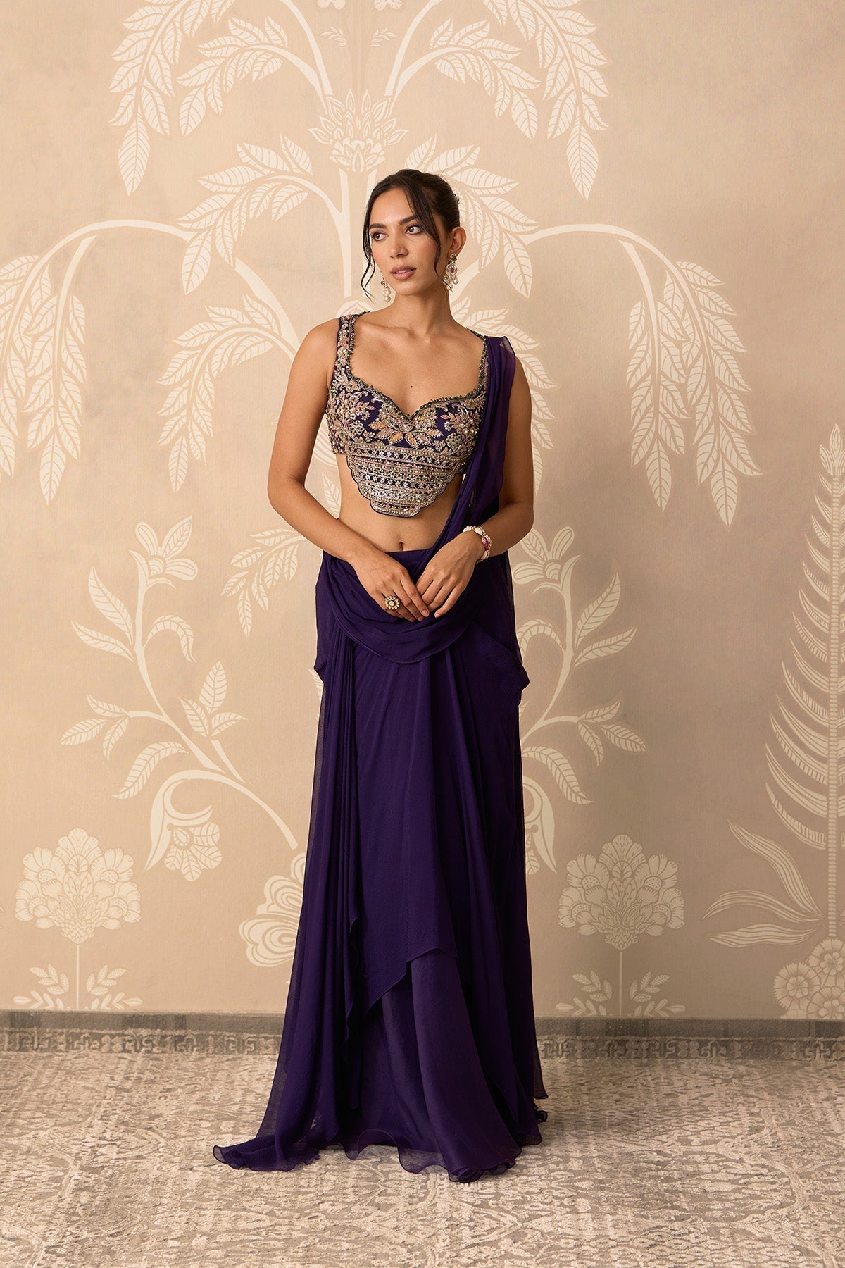 KNOT SAREE SET