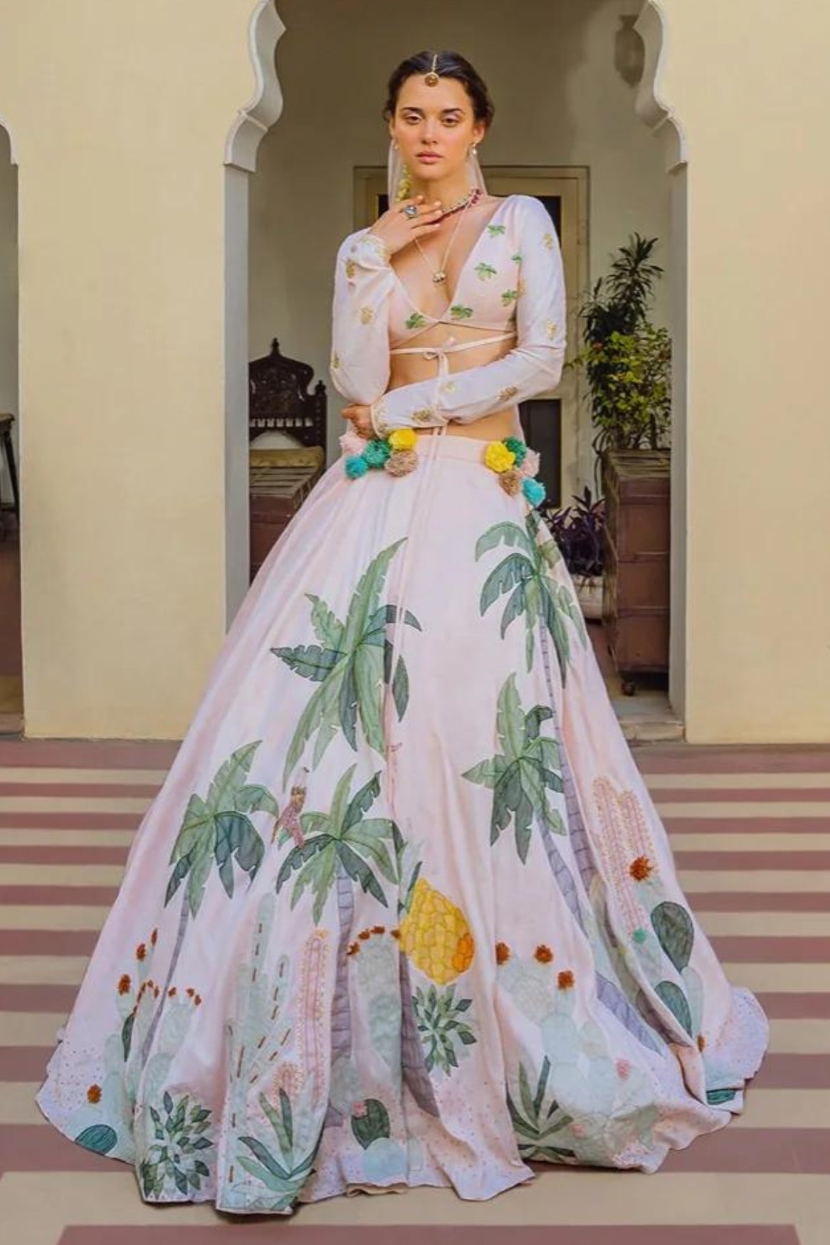 AN ISLAND IN THE PINK CITY