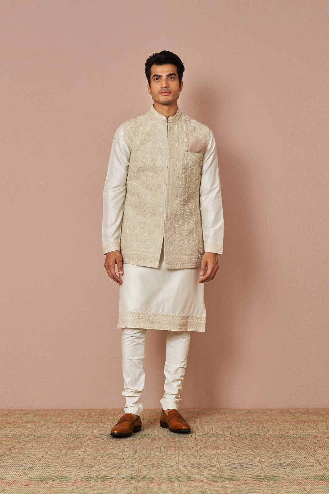 IVORY RAWSILK KIAN PEARL EMBROIDERED BANDI SET